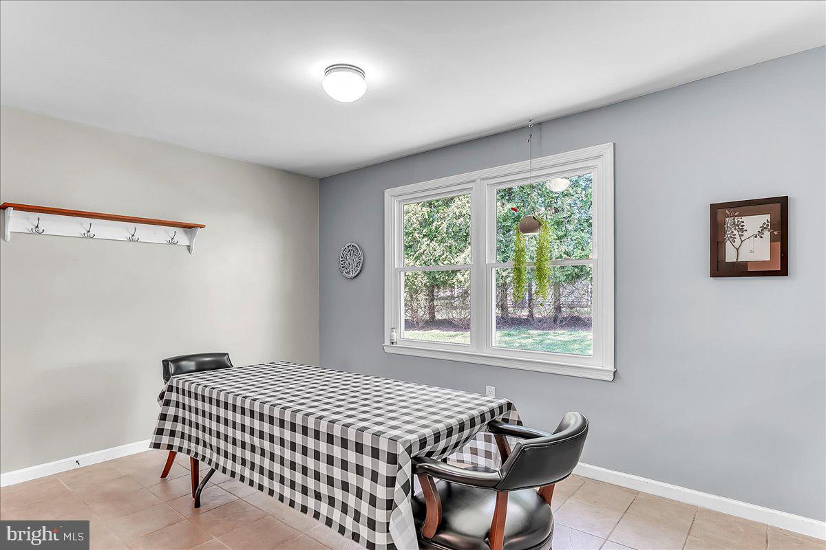 FOX KNOLL - Residential