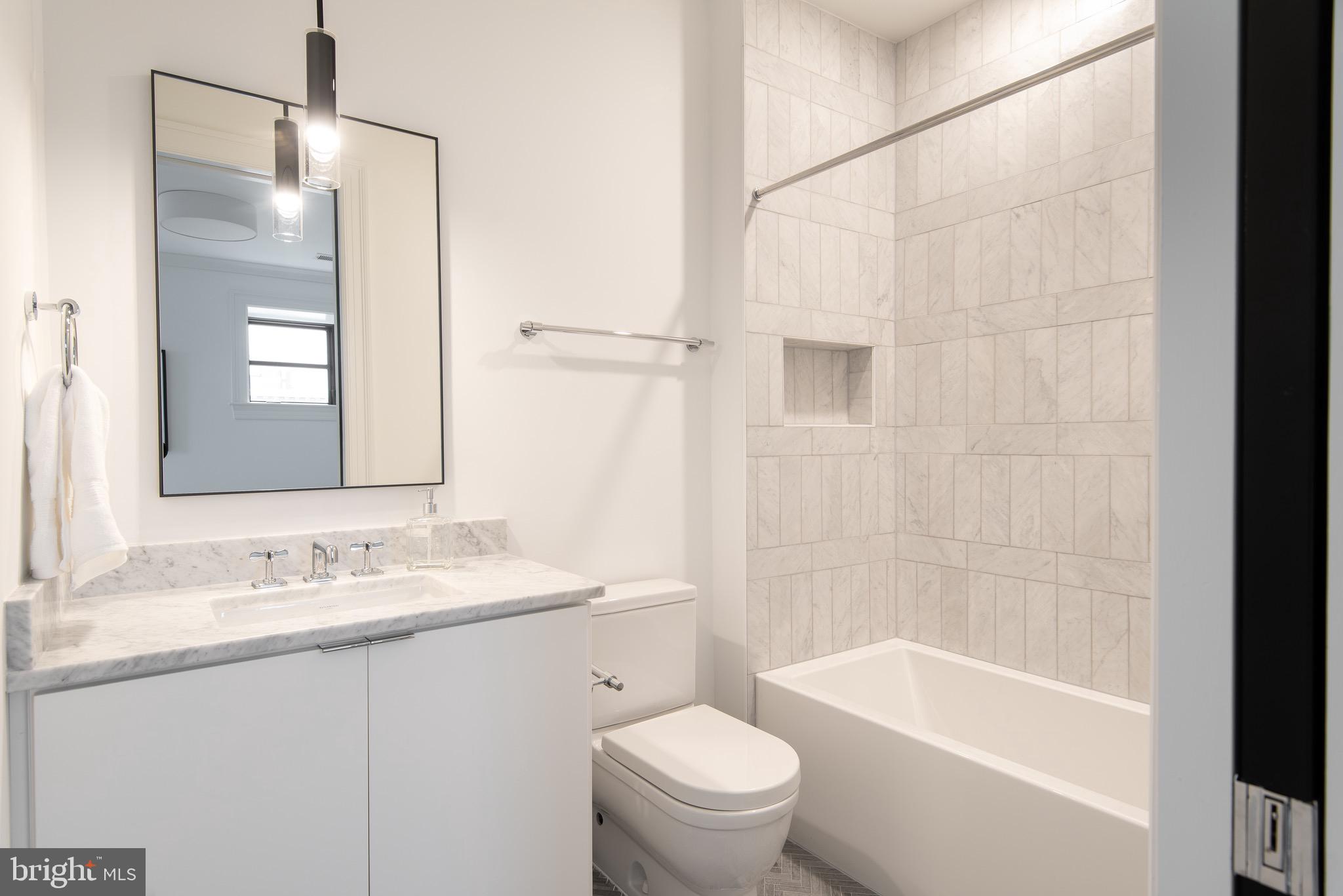 LOGAN - Residential