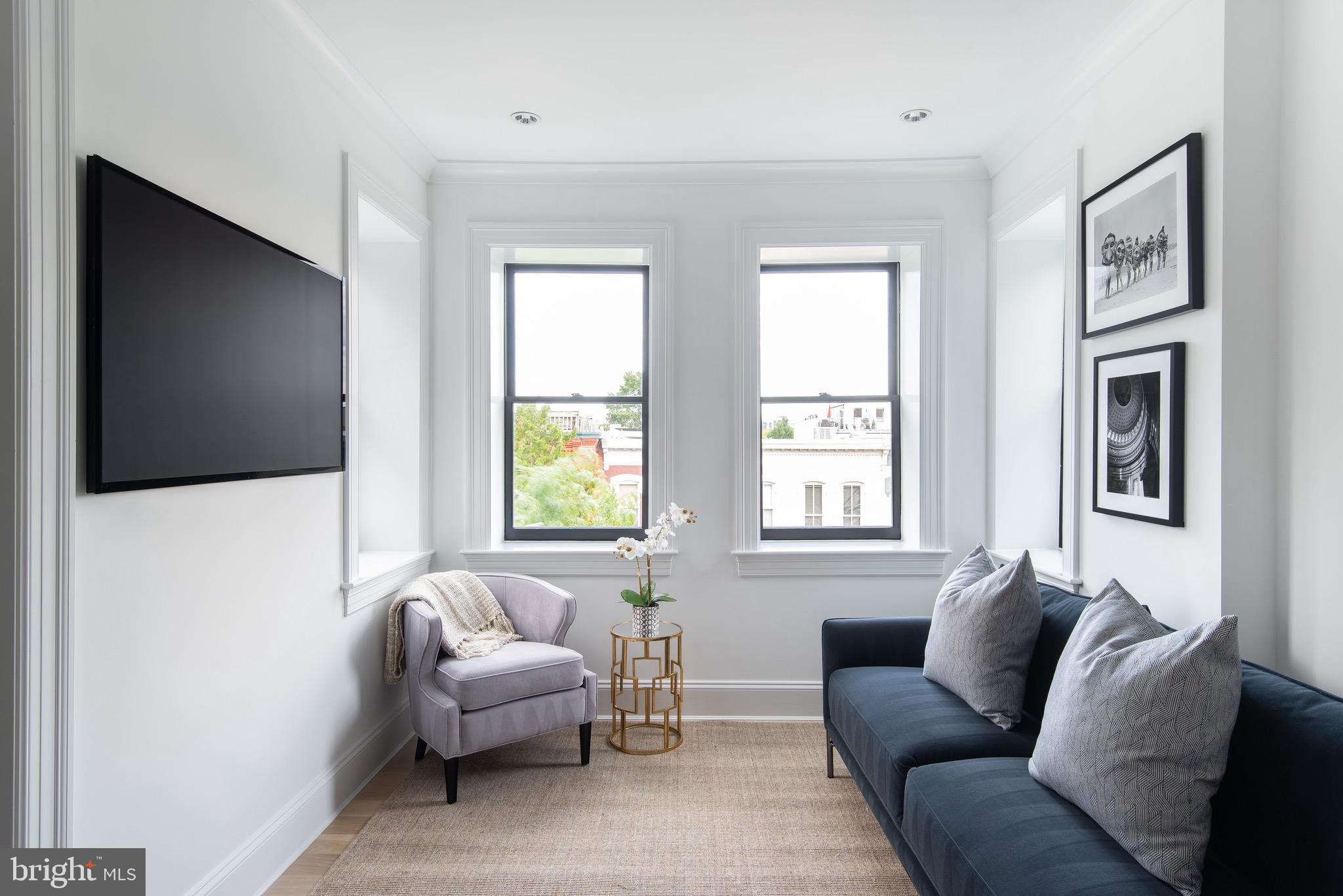 LOGAN - Residential