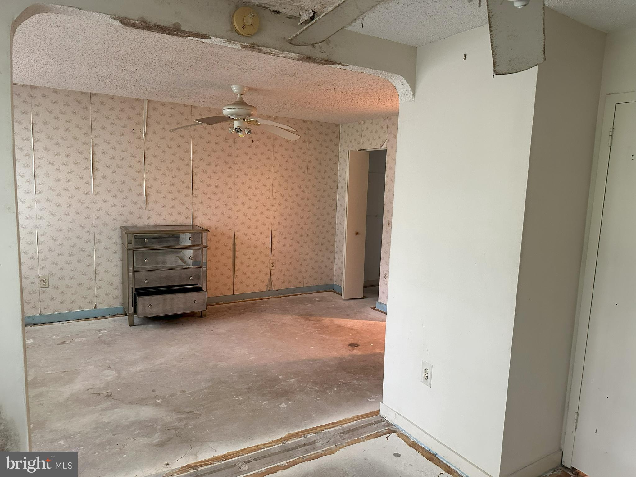 COLD SPRING NEWTOWN - Residential