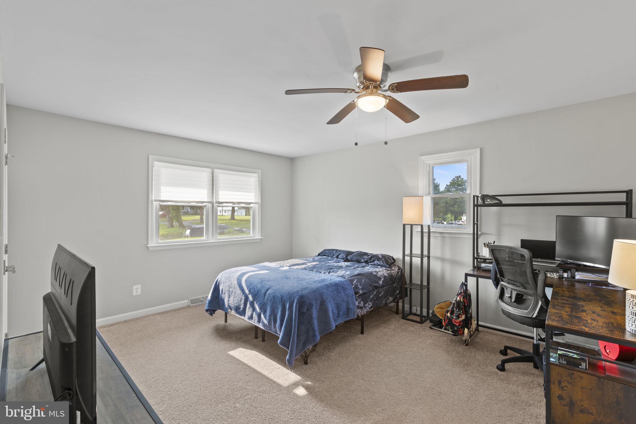 LONGVIEW - Residential