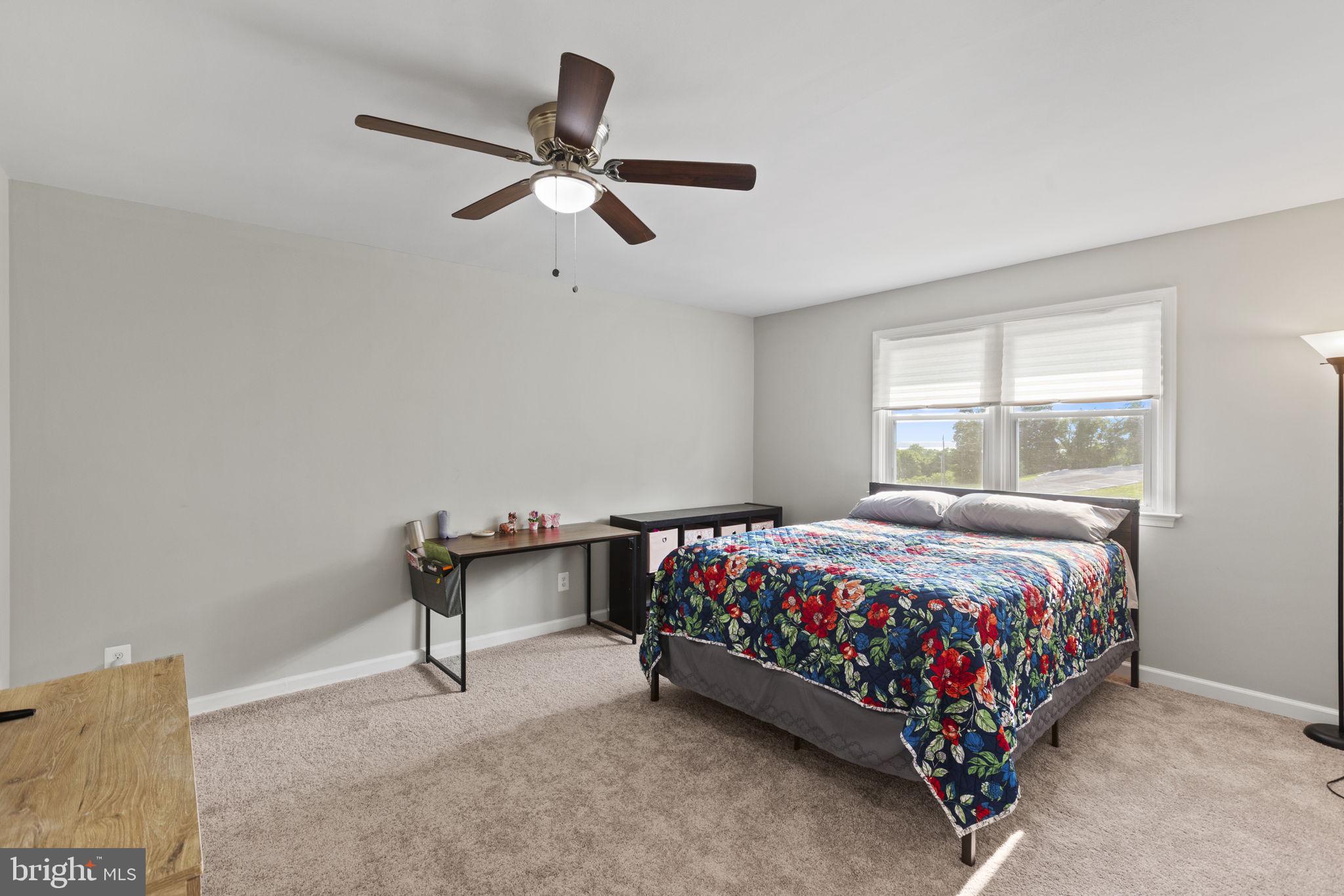 LONGVIEW - Residential