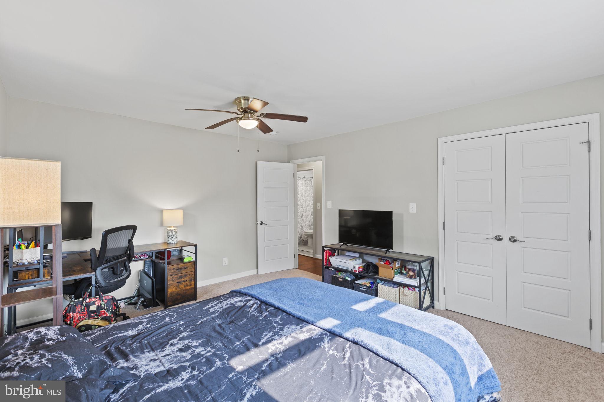 LONGVIEW - Residential