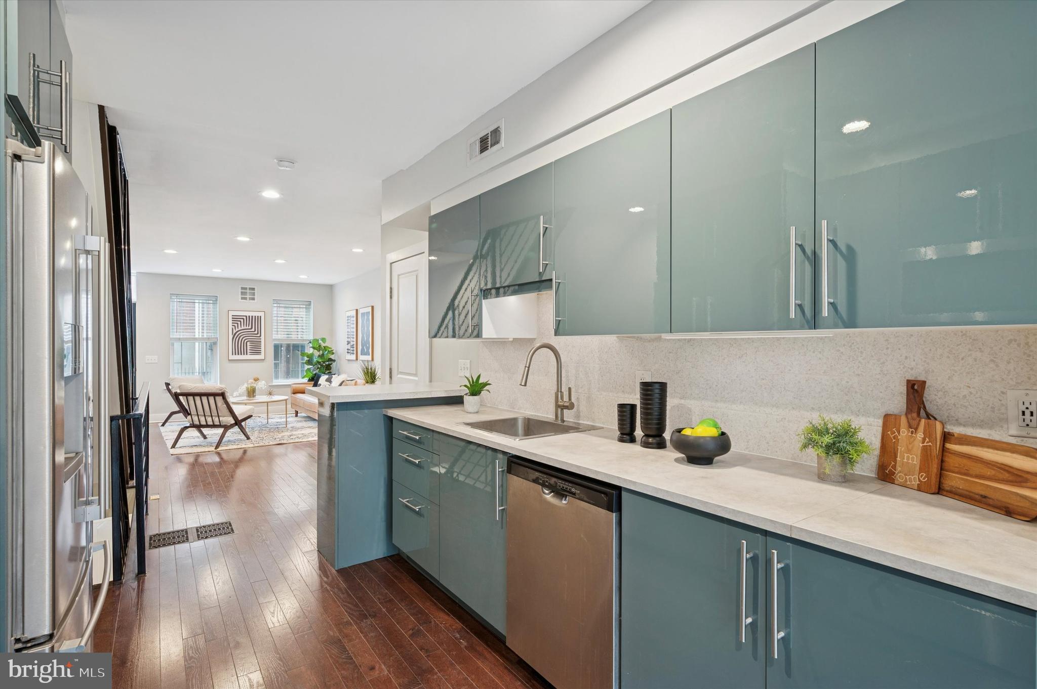 PHILADELPHIA (SOUTH) - Residential