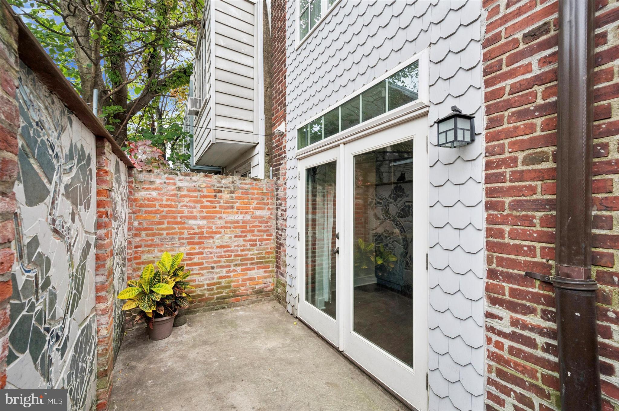 PHILADELPHIA (SOUTH) - Residential