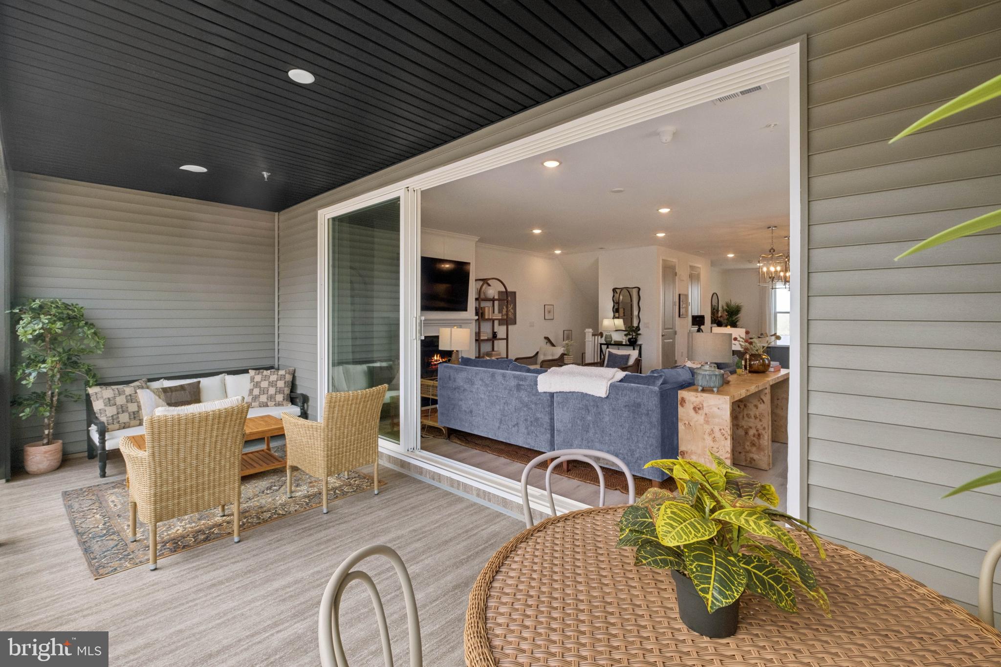 GALLERY PARK AT WESTFIELDS - Residential