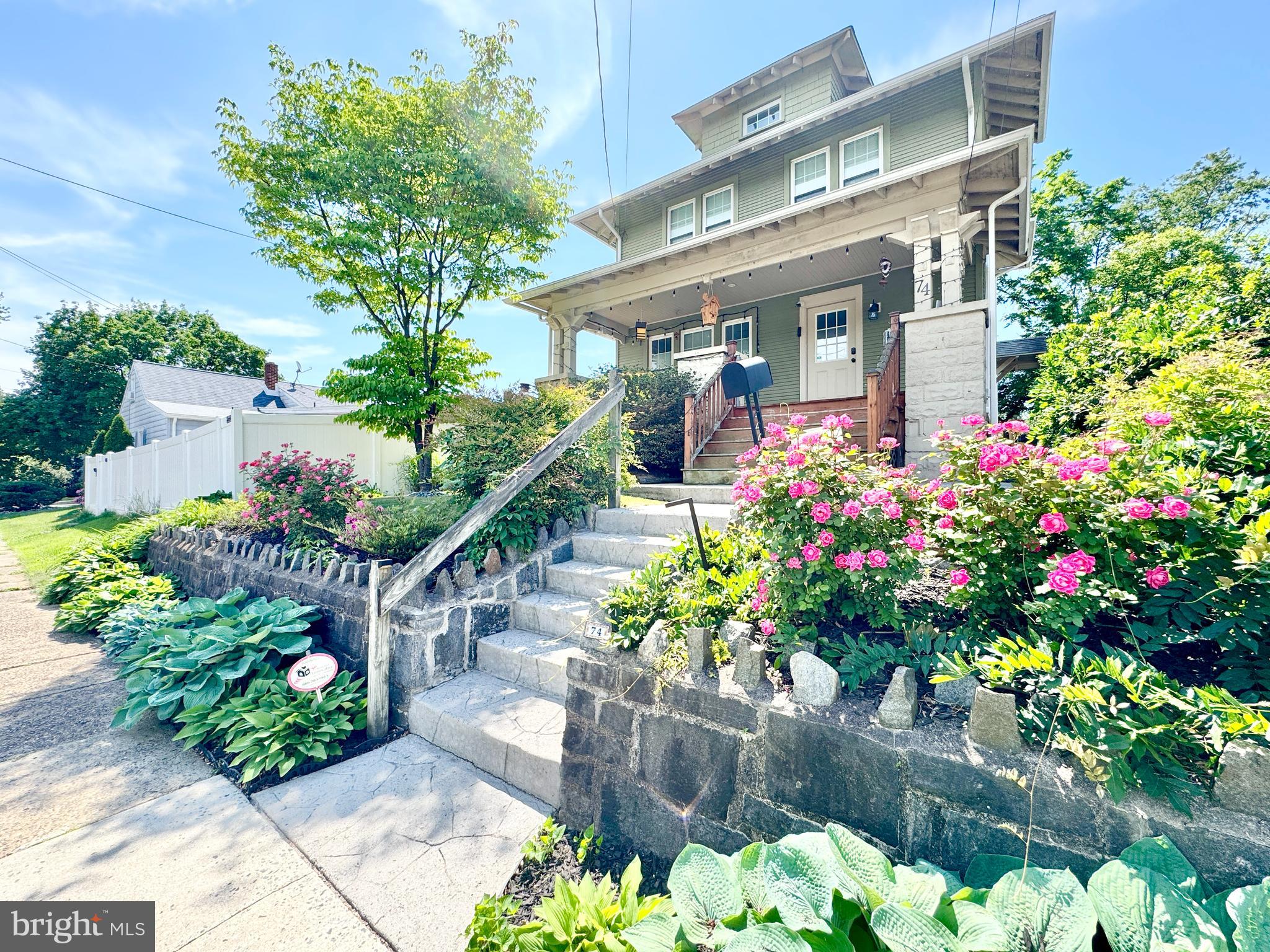 74 E BUCKINGHAM AVENUE