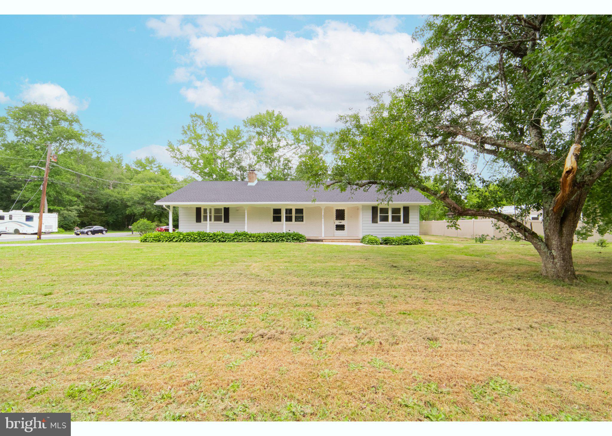 236 CEDAR AVENUE