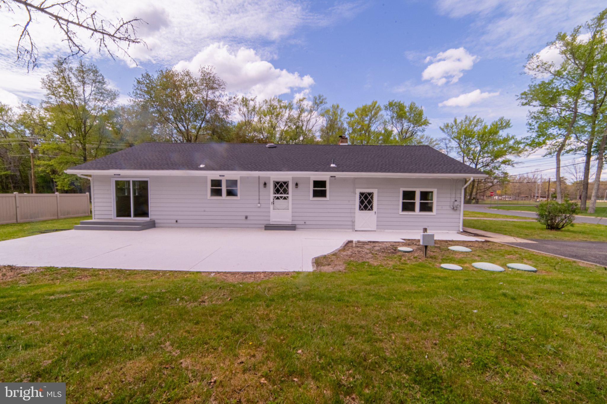 236 CEDAR AVENUE
