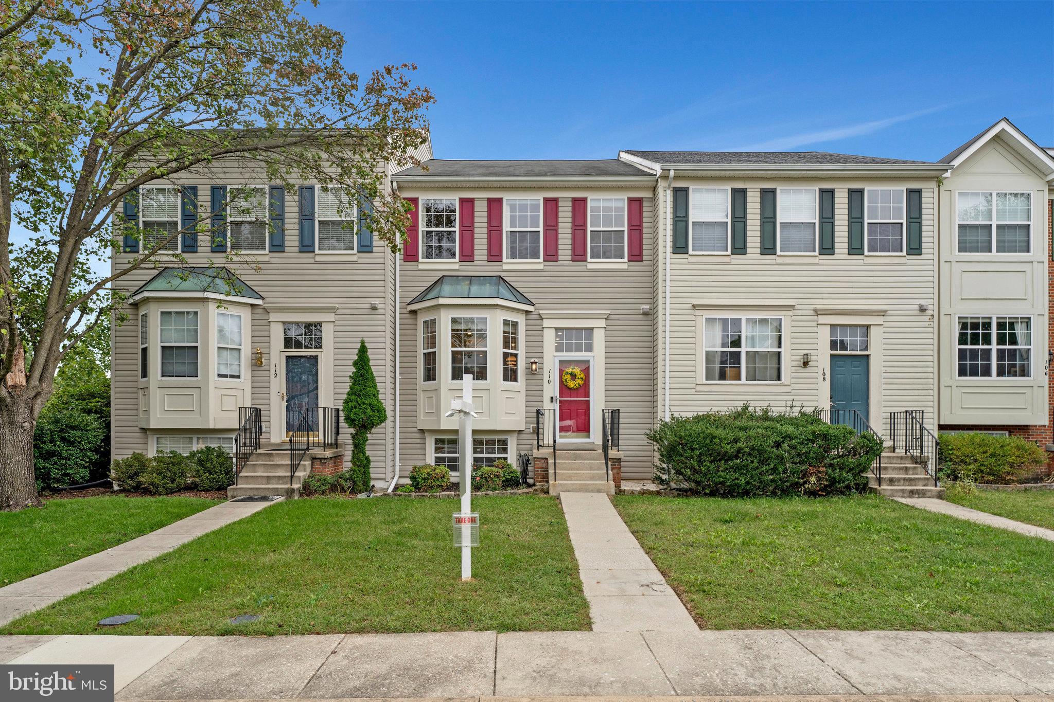 110 SPENCER TERRACE SE