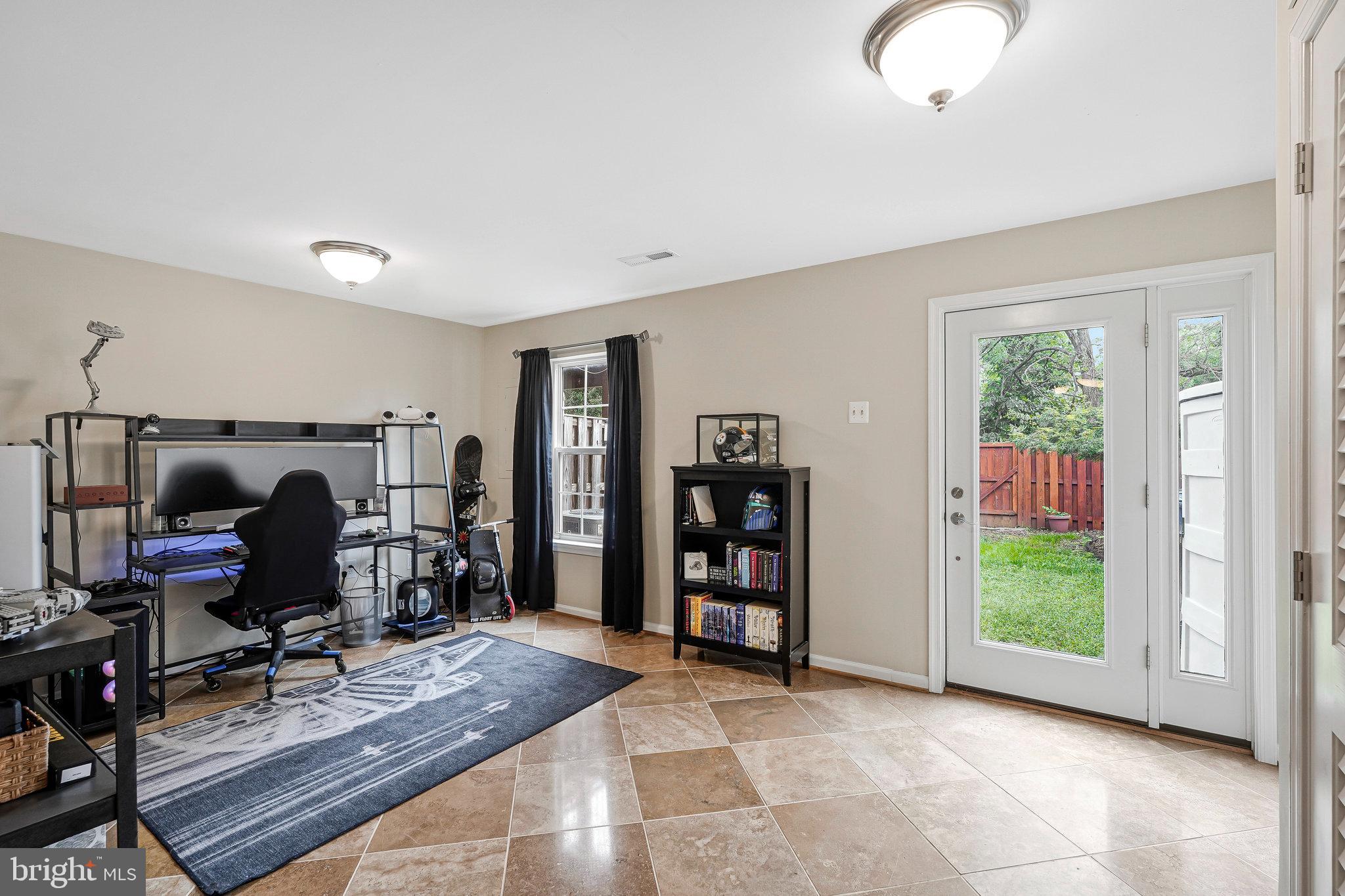 KINCAID FOREST - Residential