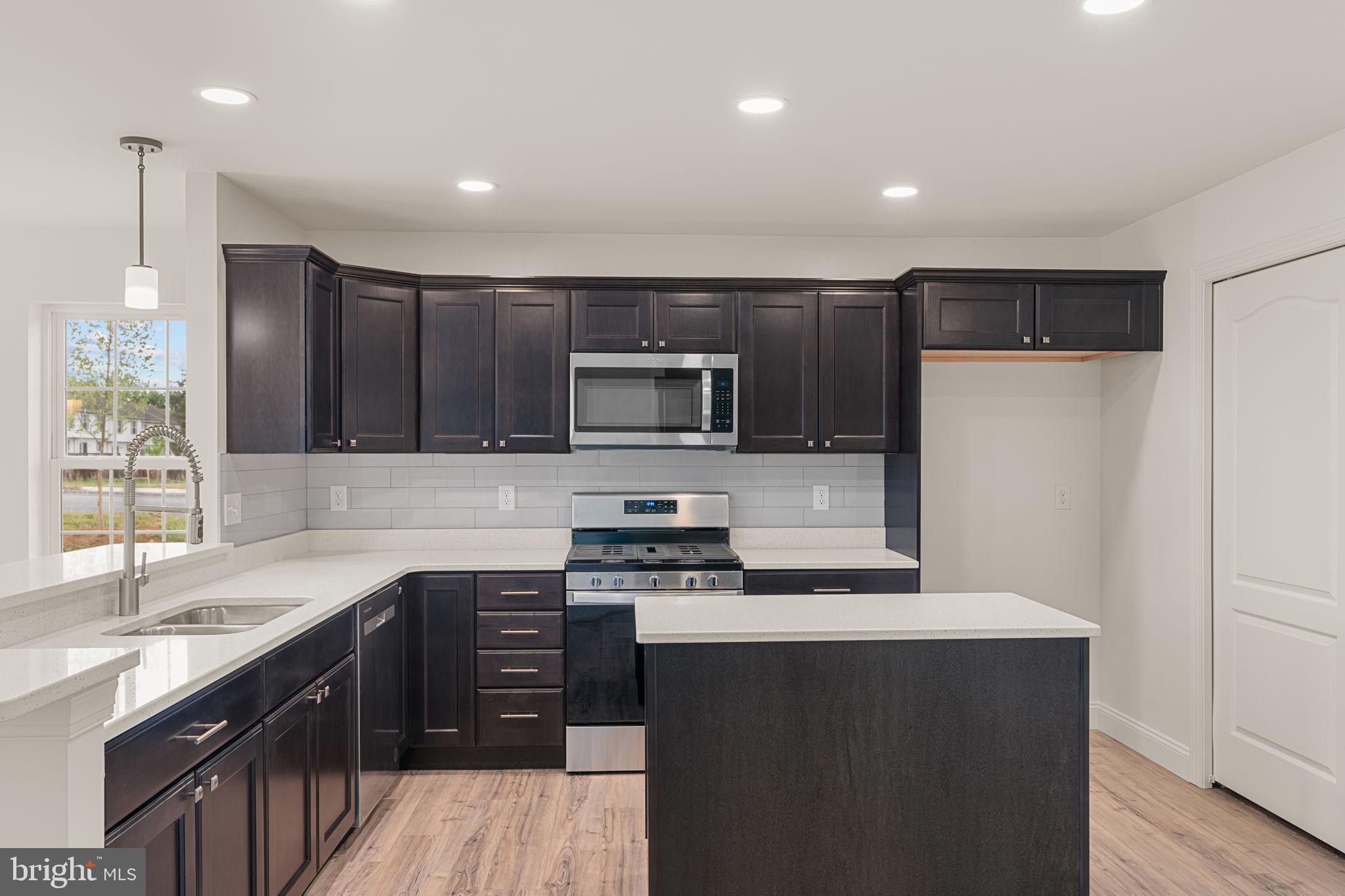 219 GARDENIA LANE LOT 27