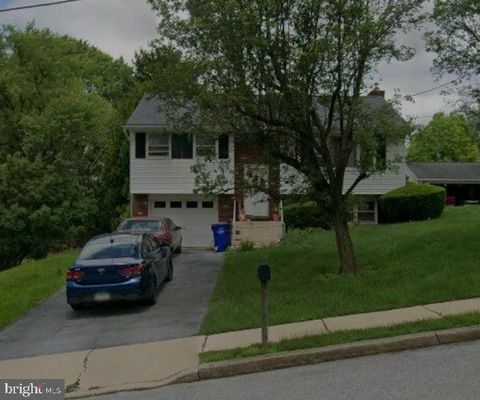 631 W FRANKLIN STREET WOMELSDORF PA 19567