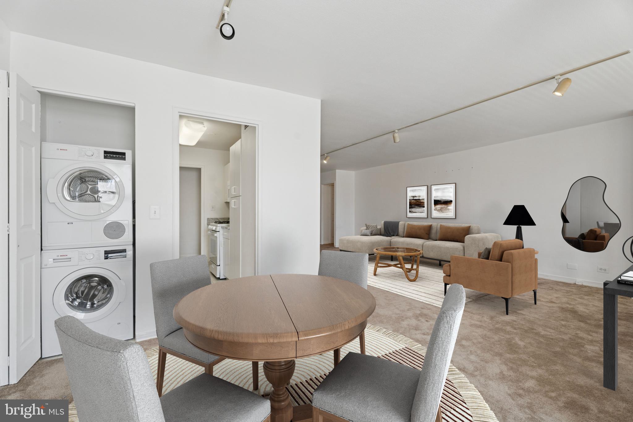 OAK HILL - Residential Lease