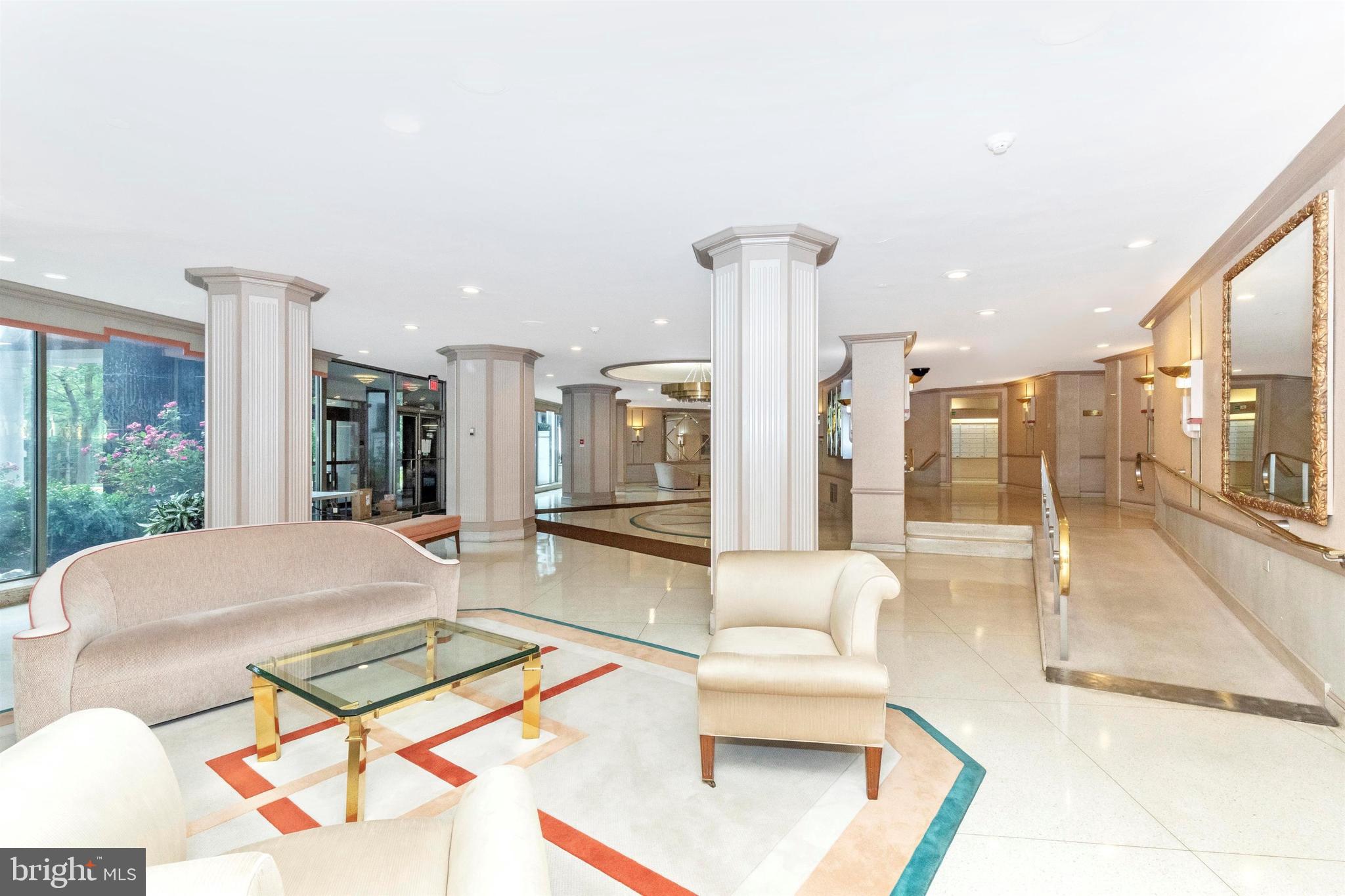 OAK HILL - Residential Lease