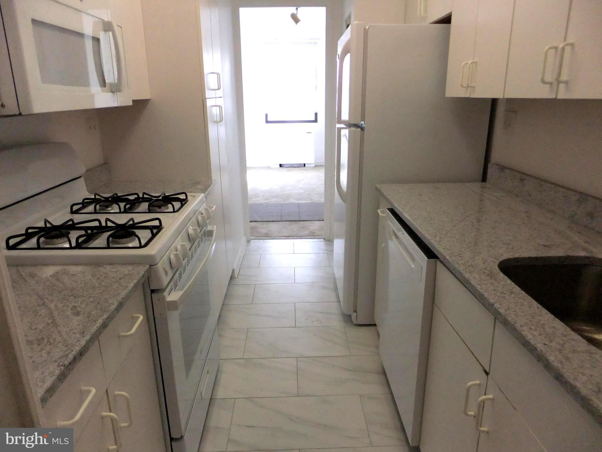 OAK HILL - Residential Lease