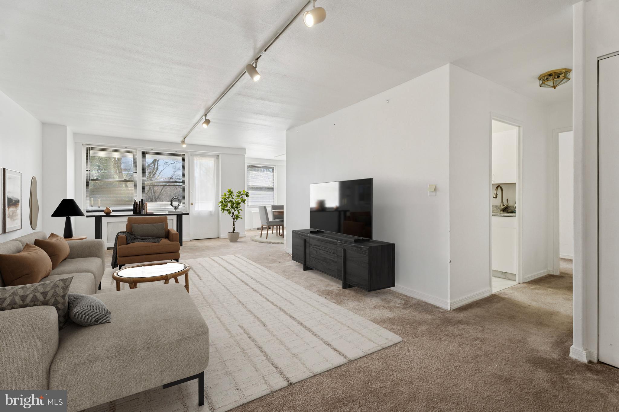 OAK HILL - Residential Lease