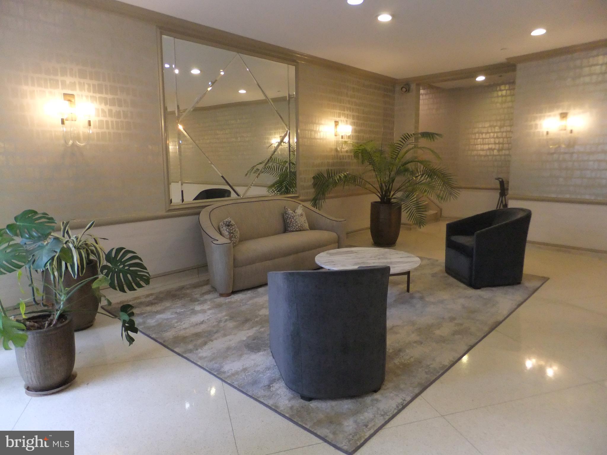 OAK HILL - Residential Lease