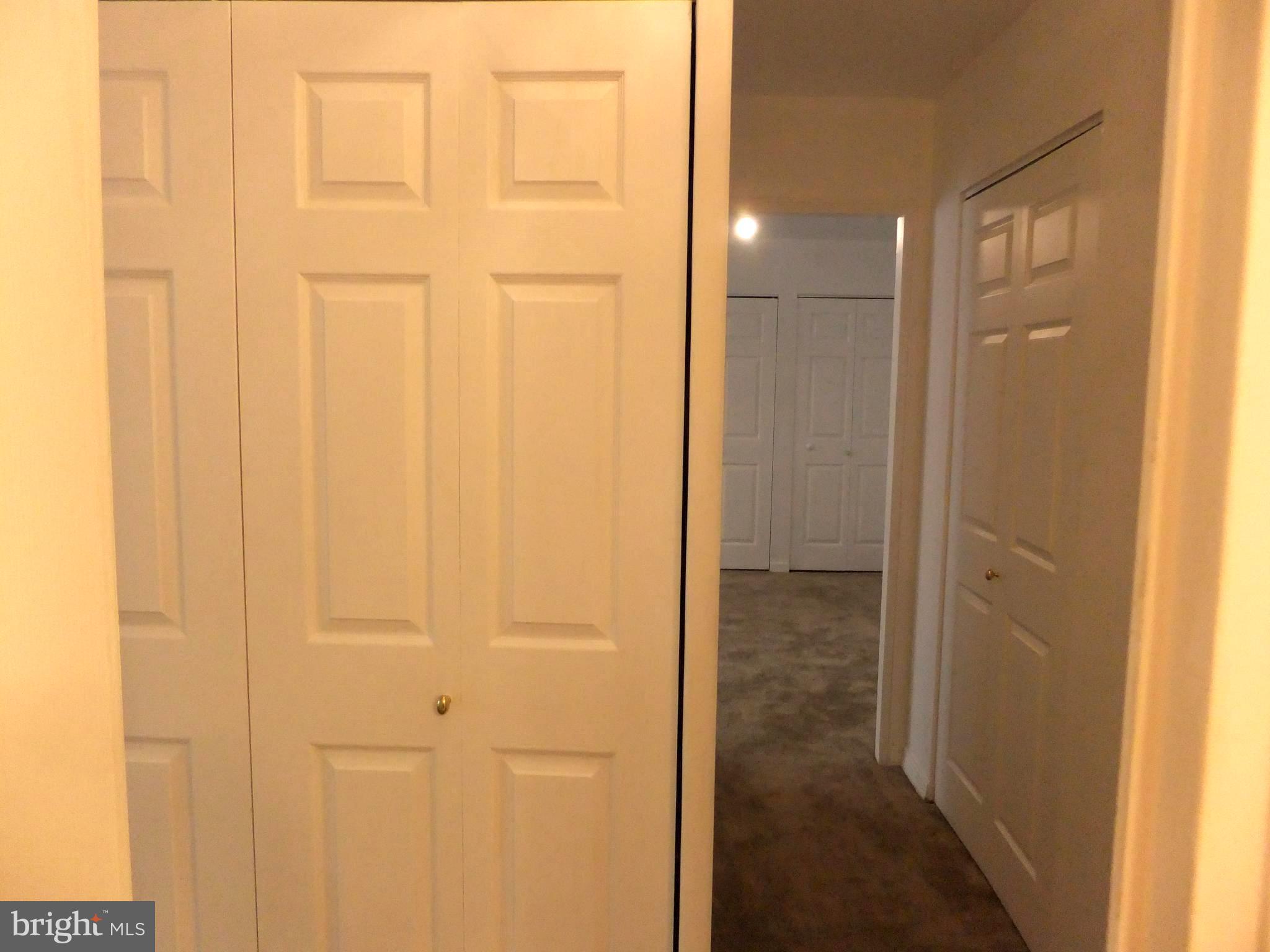 OAK HILL - Residential Lease