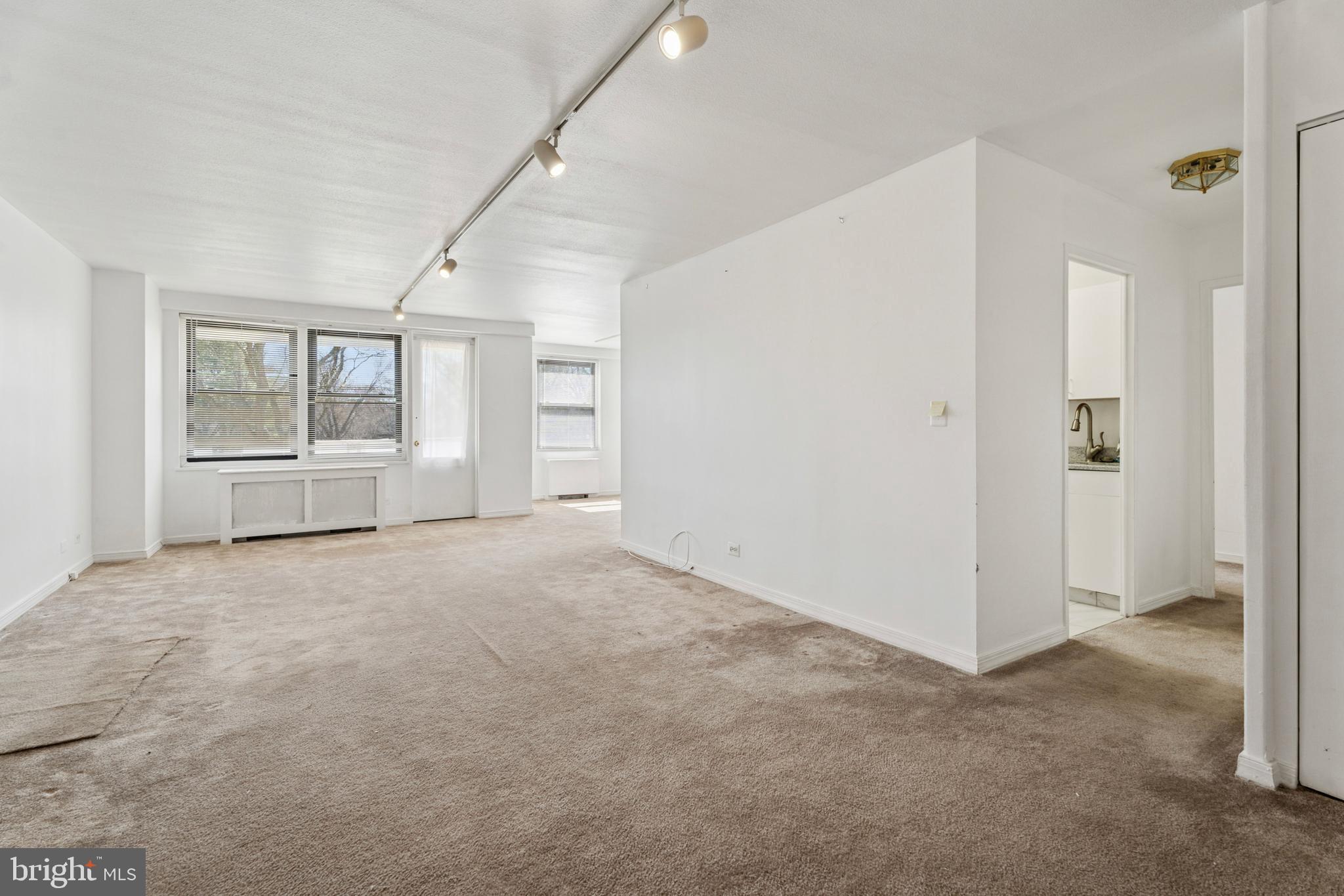 OAK HILL - Residential Lease