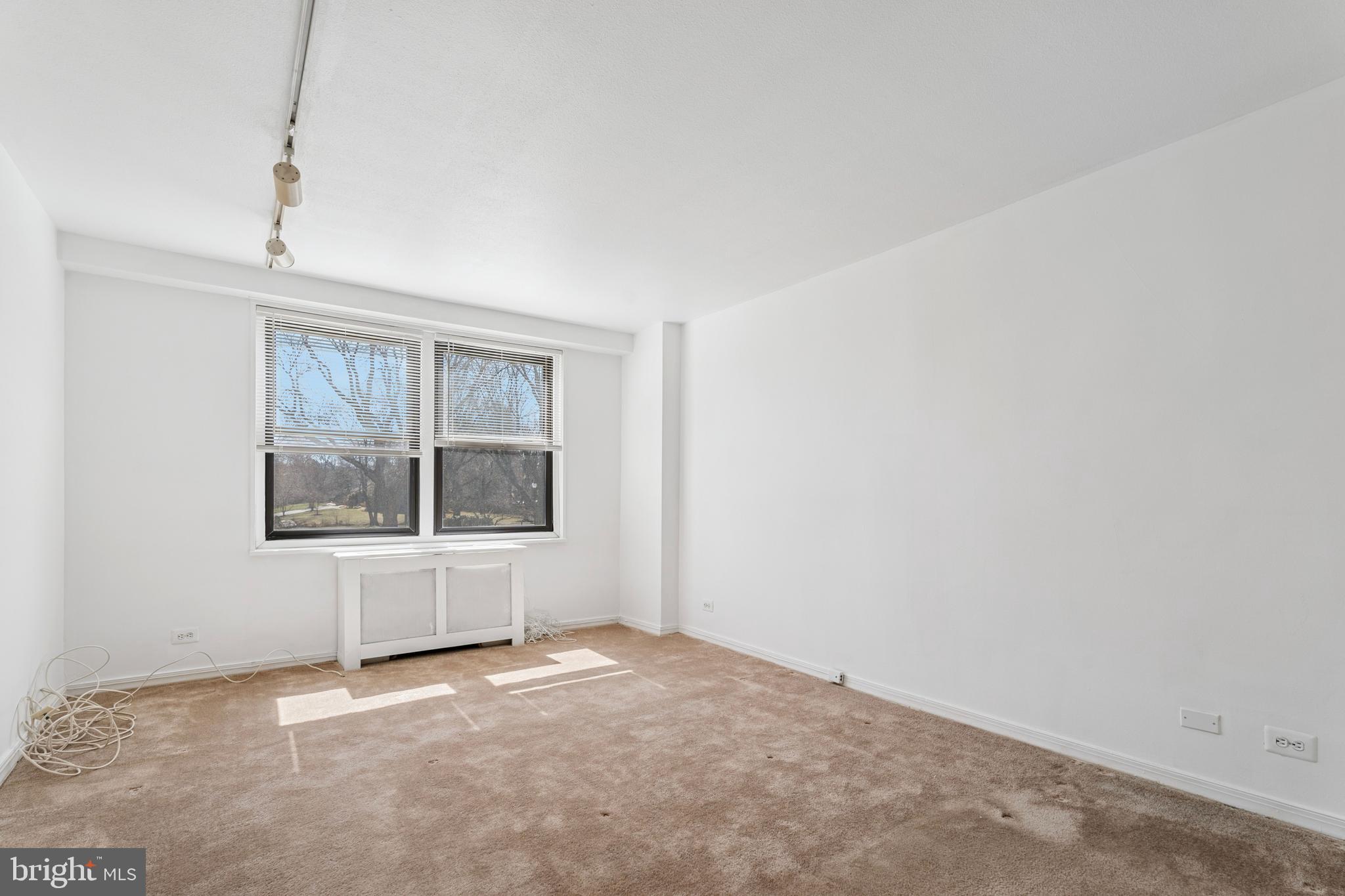 OAK HILL - Residential Lease