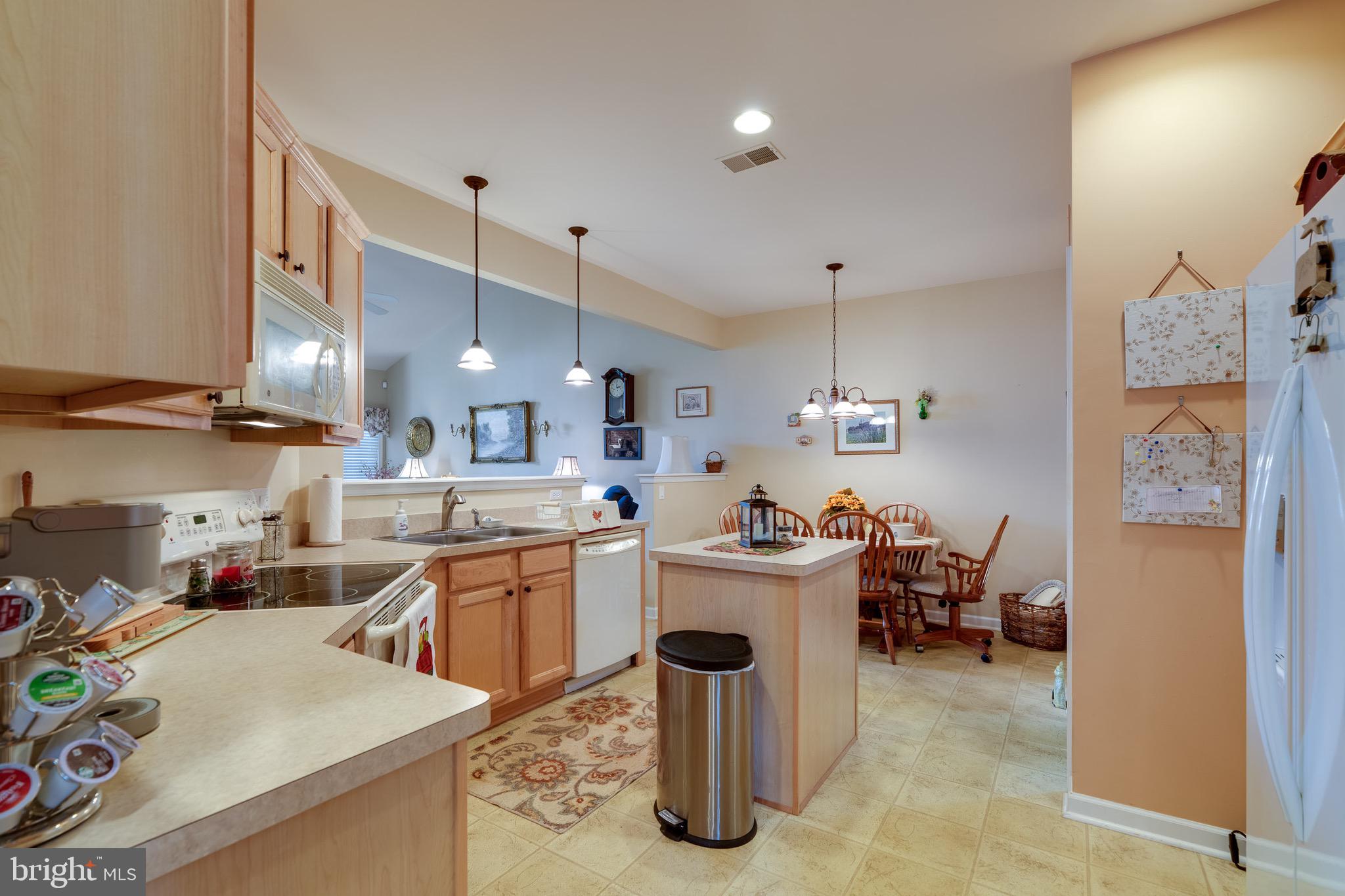 HIGHLANDS AT GLENMOO - Residential