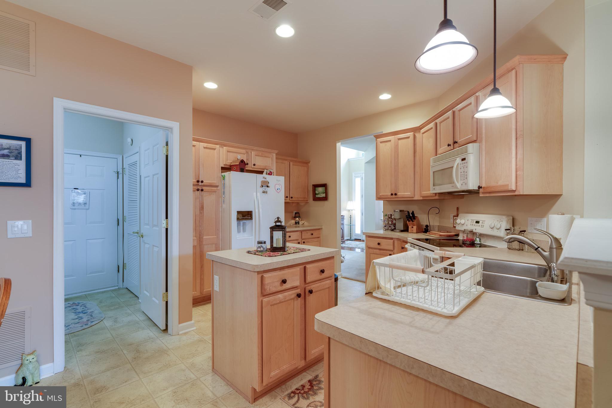 HIGHLANDS AT GLENMOO - Residential