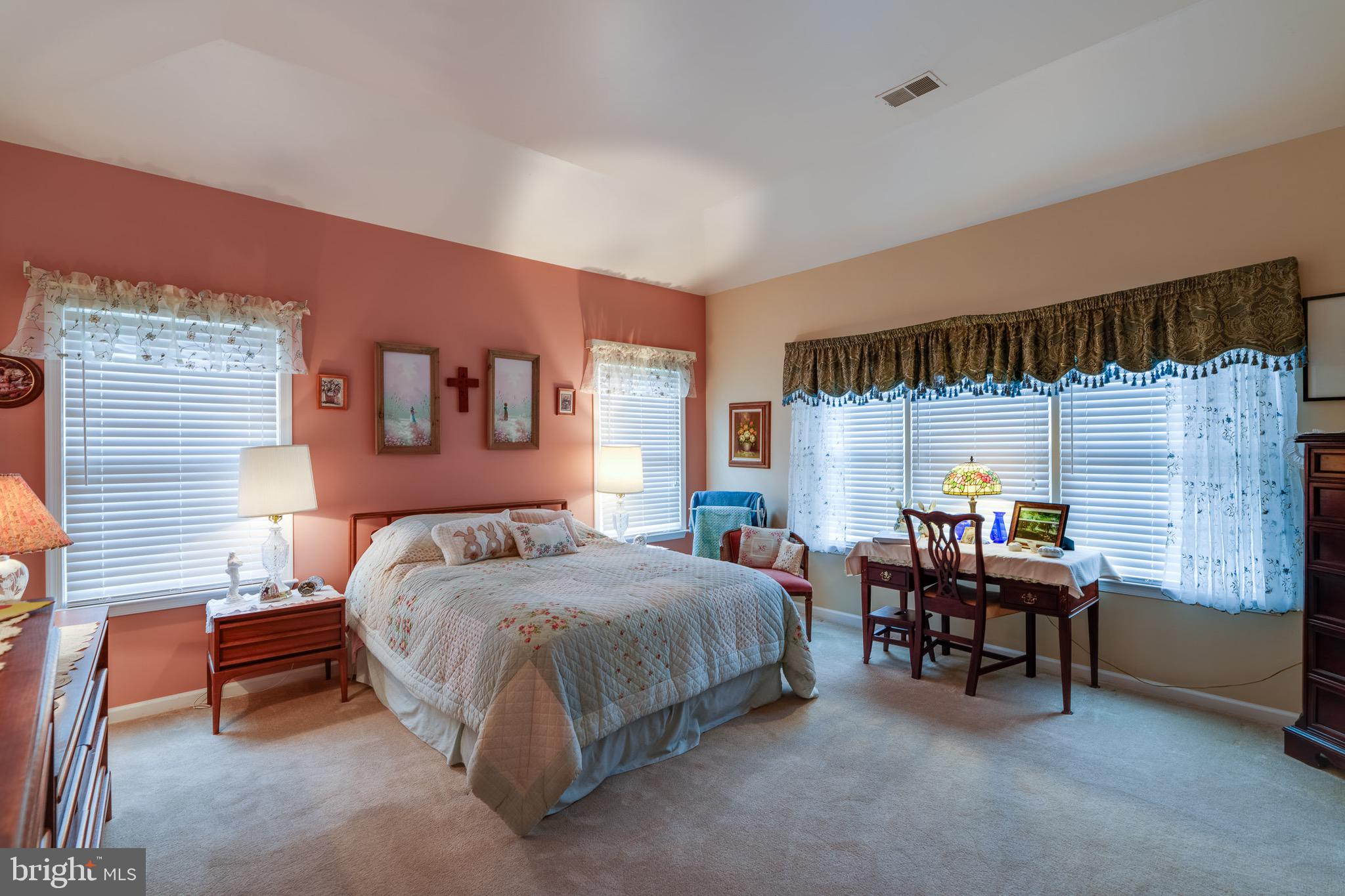 HIGHLANDS AT GLENMOO - Residential