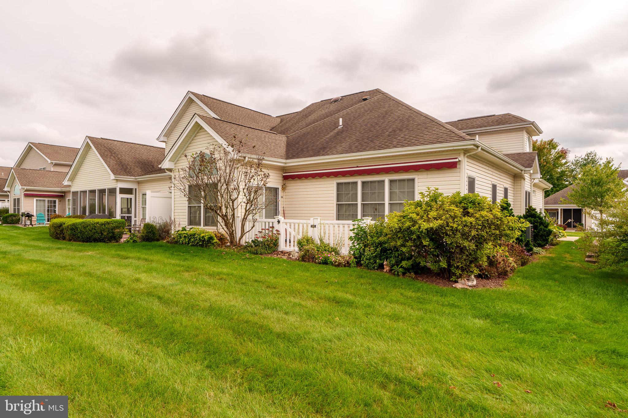 HIGHLANDS AT GLENMOO - Residential