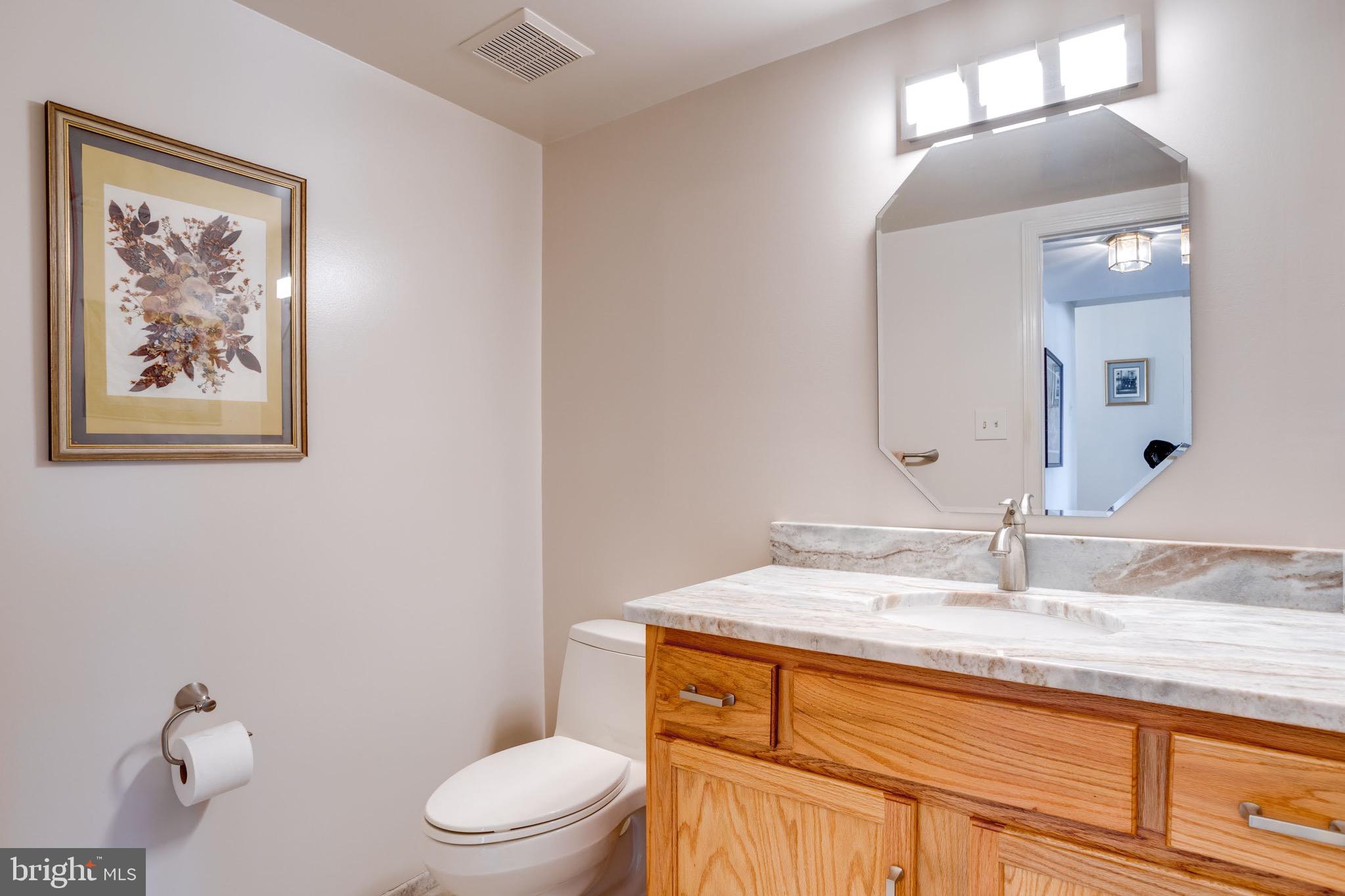 LAKEWOOD HILLS - Residential