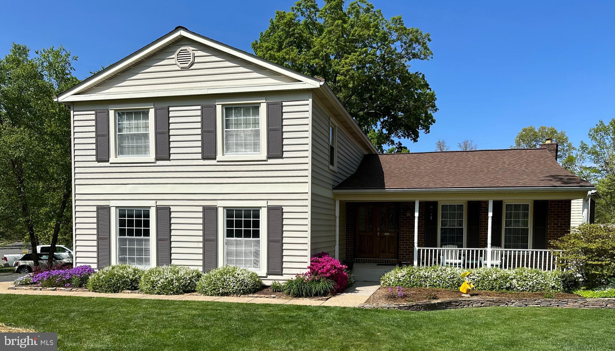 LAKEWOOD HILLS - Residential