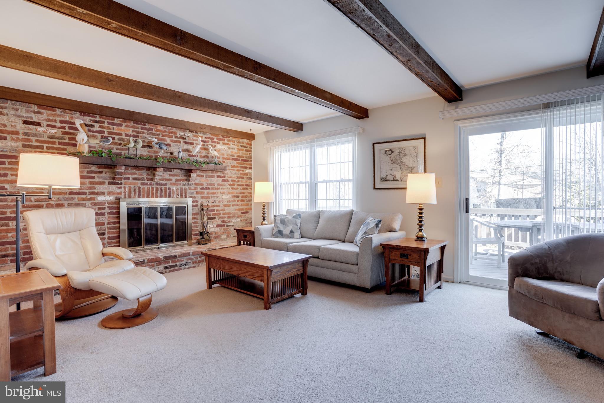 LAKEWOOD HILLS - Residential