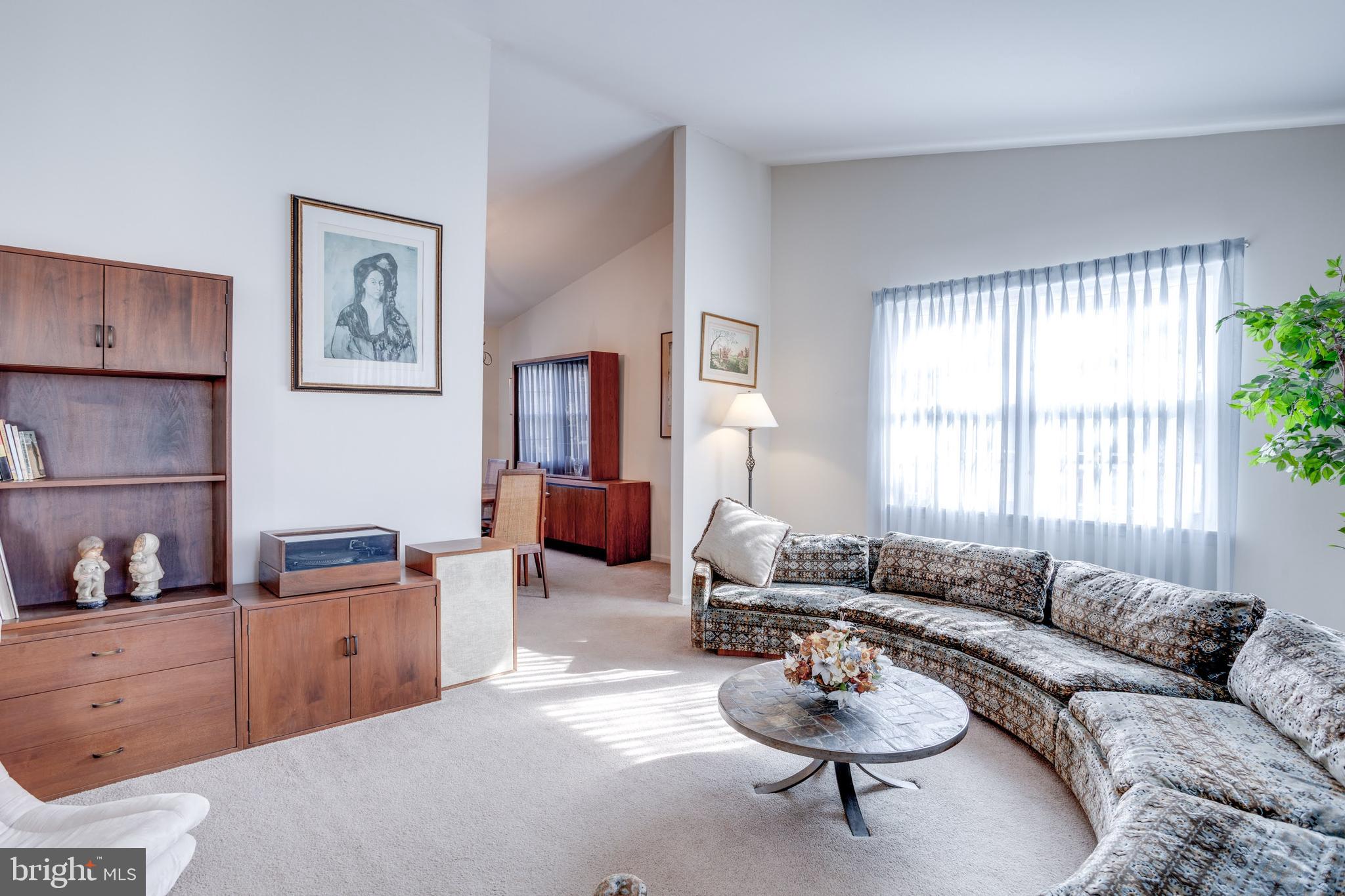 LAKEWOOD HILLS - Residential