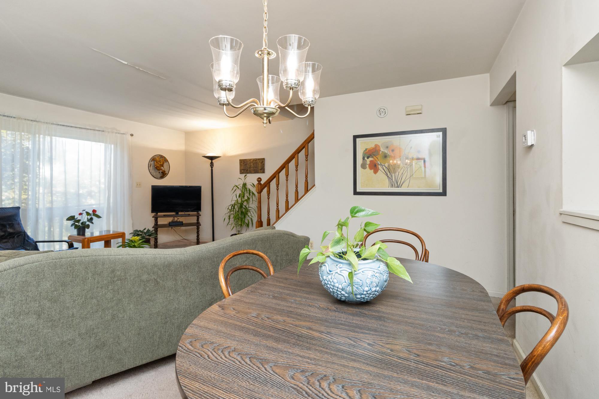DARTMOUTH GLEN - Residential
