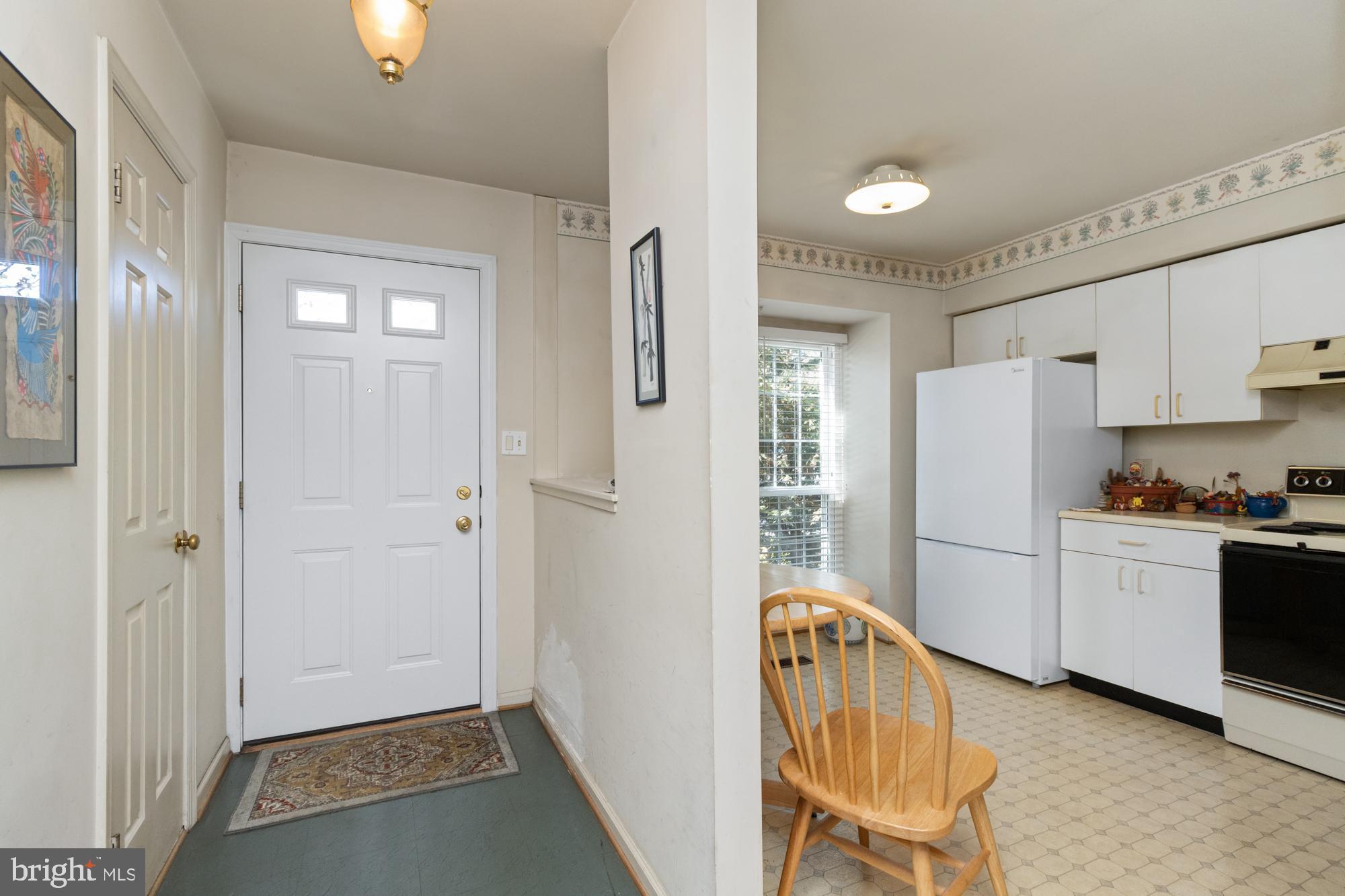 1007 DARTMOUTH GLEN WAY