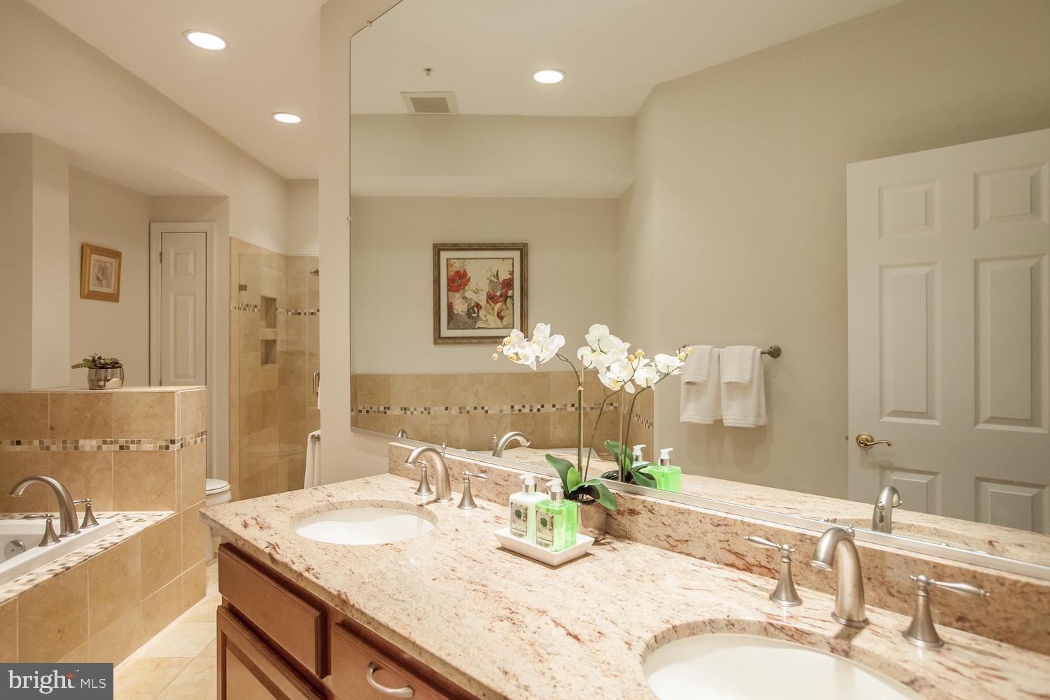 GATES OF WESTFALLS - Residential Lease