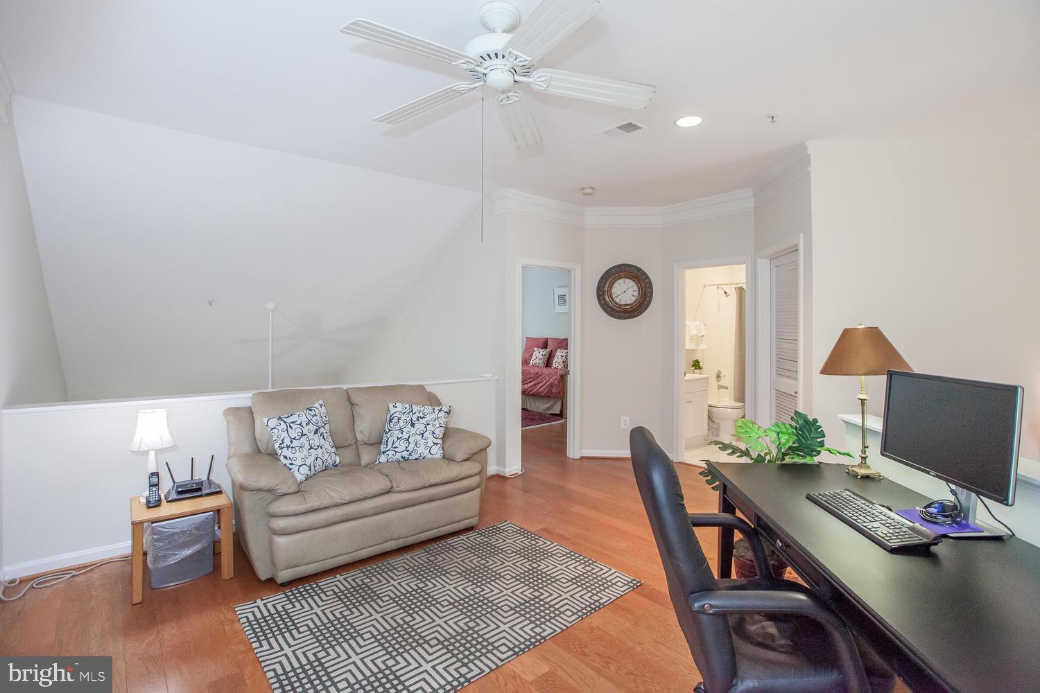 GATES OF WESTFALLS - Residential Lease