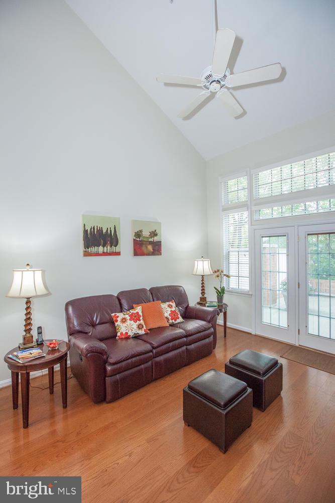 GATES OF WESTFALLS - Residential Lease