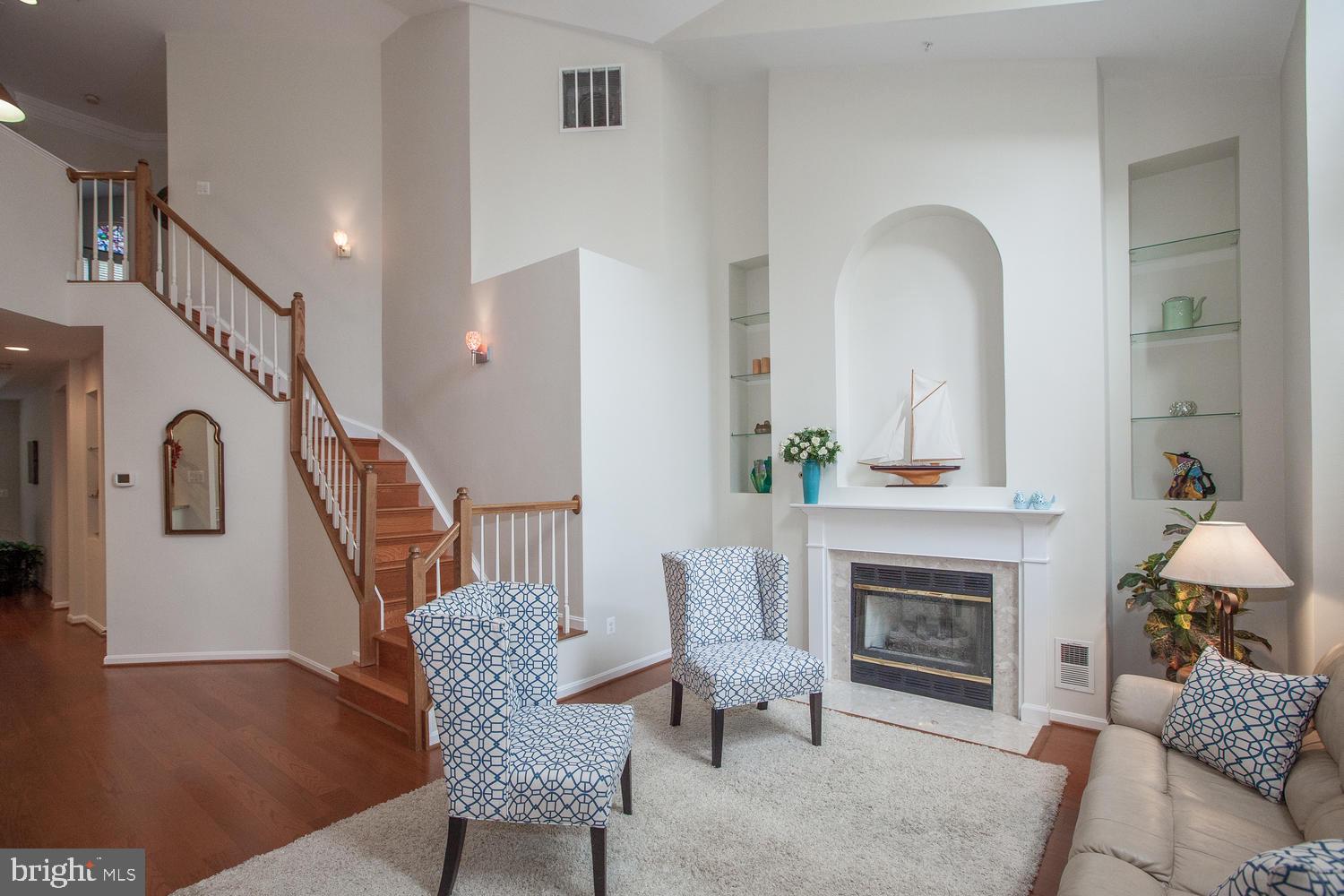 GATES OF WESTFALLS - Residential Lease