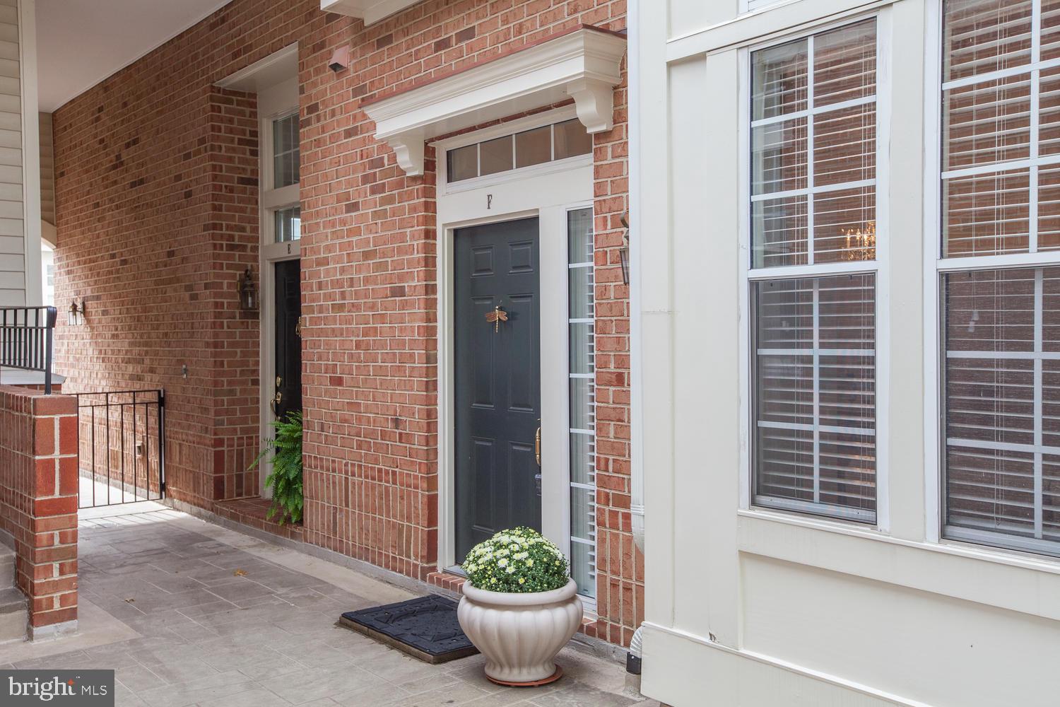 GATES OF WESTFALLS - Residential Lease