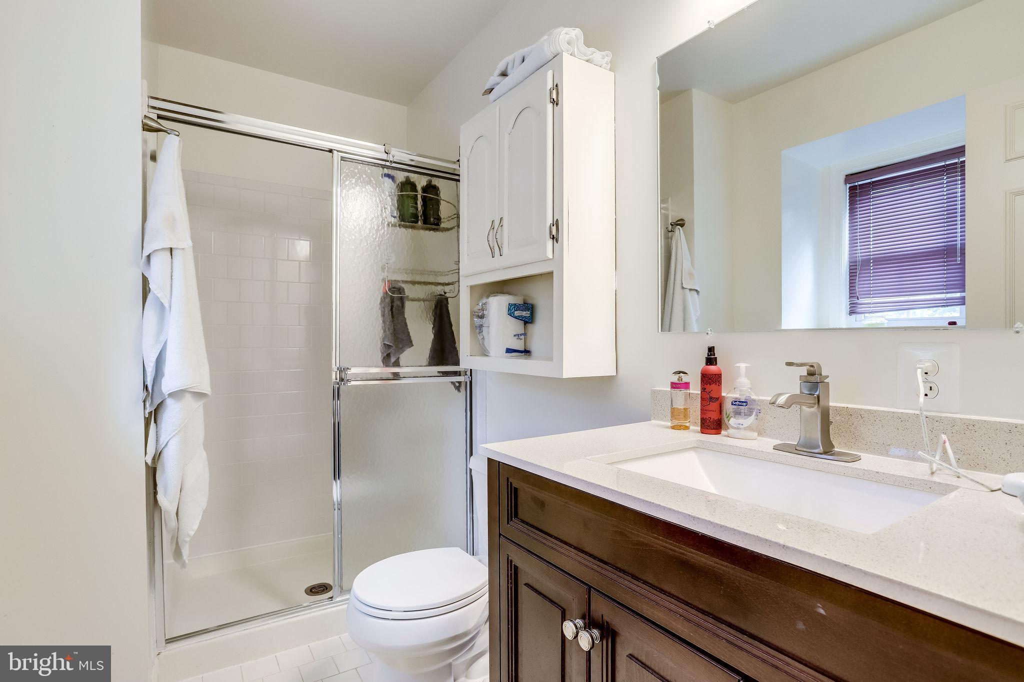 COOPER COURT - Residential Lease