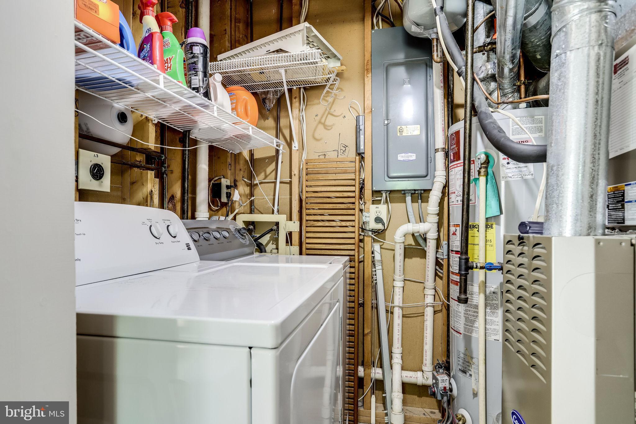 COOPER COURT - Residential Lease