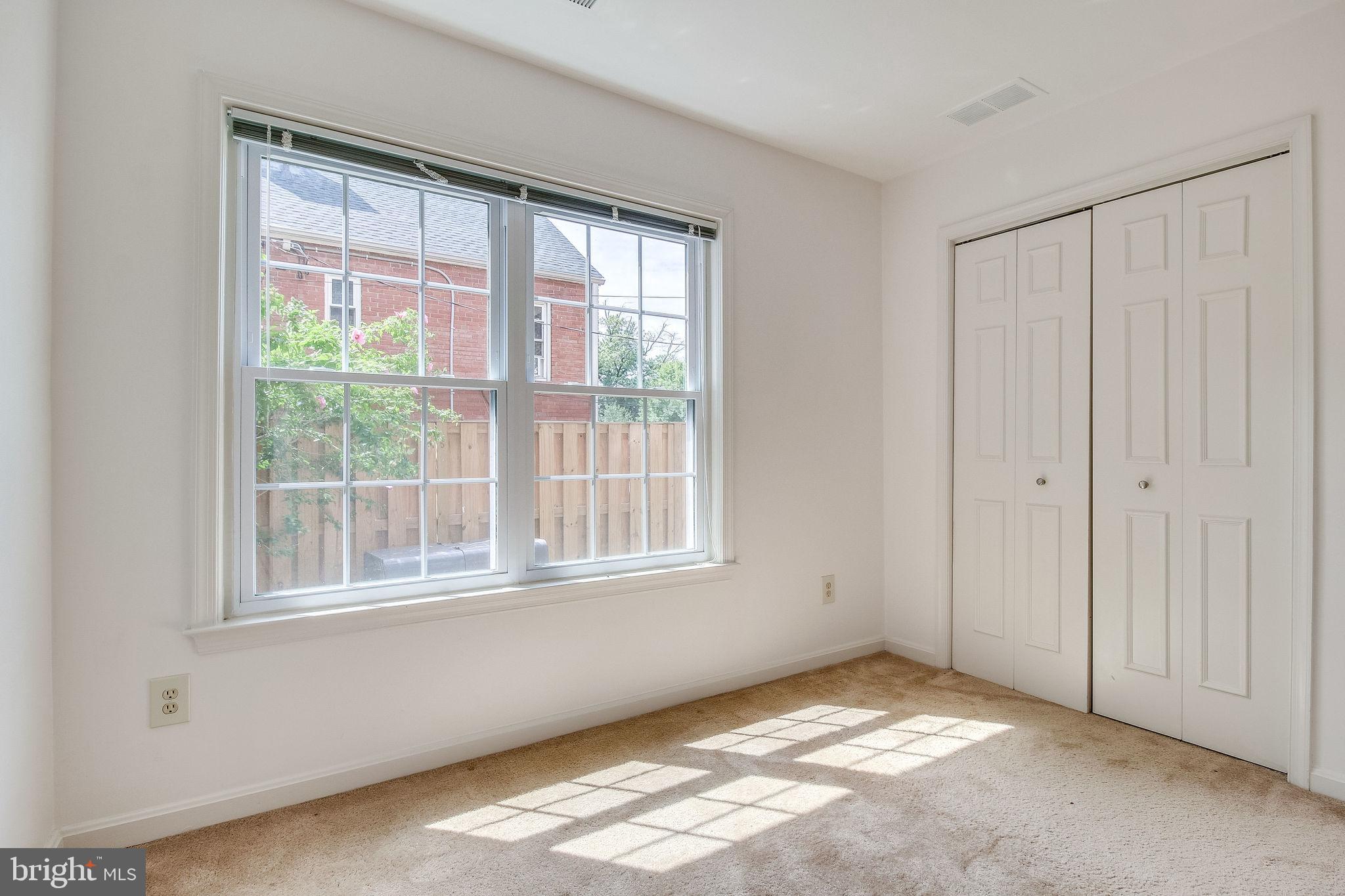 COOPER COURT - Residential Lease