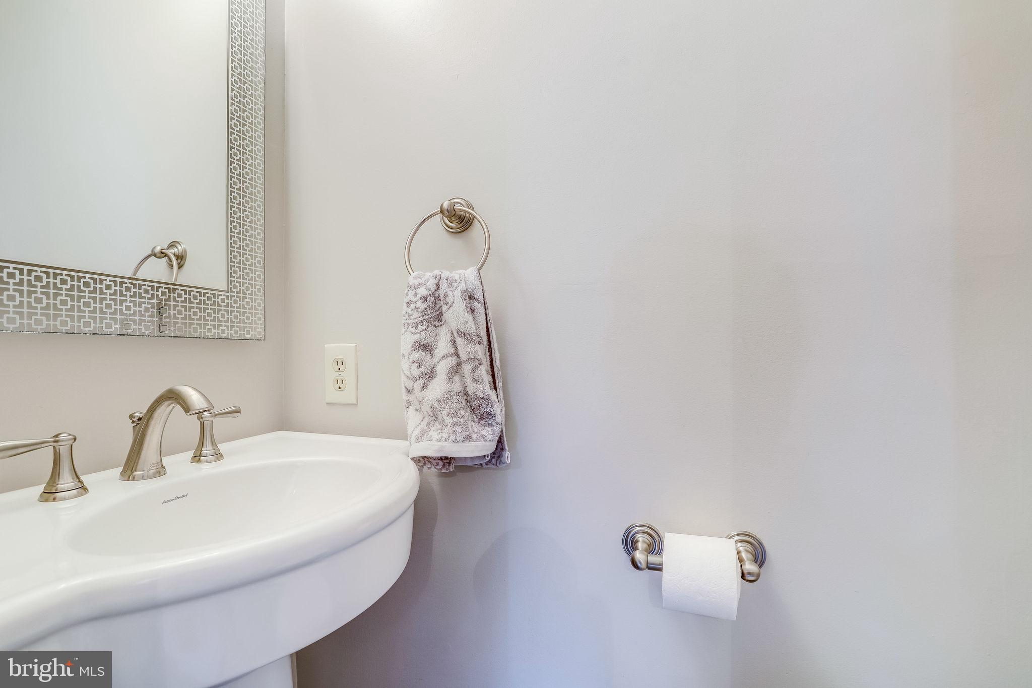 COOPER COURT - Residential Lease