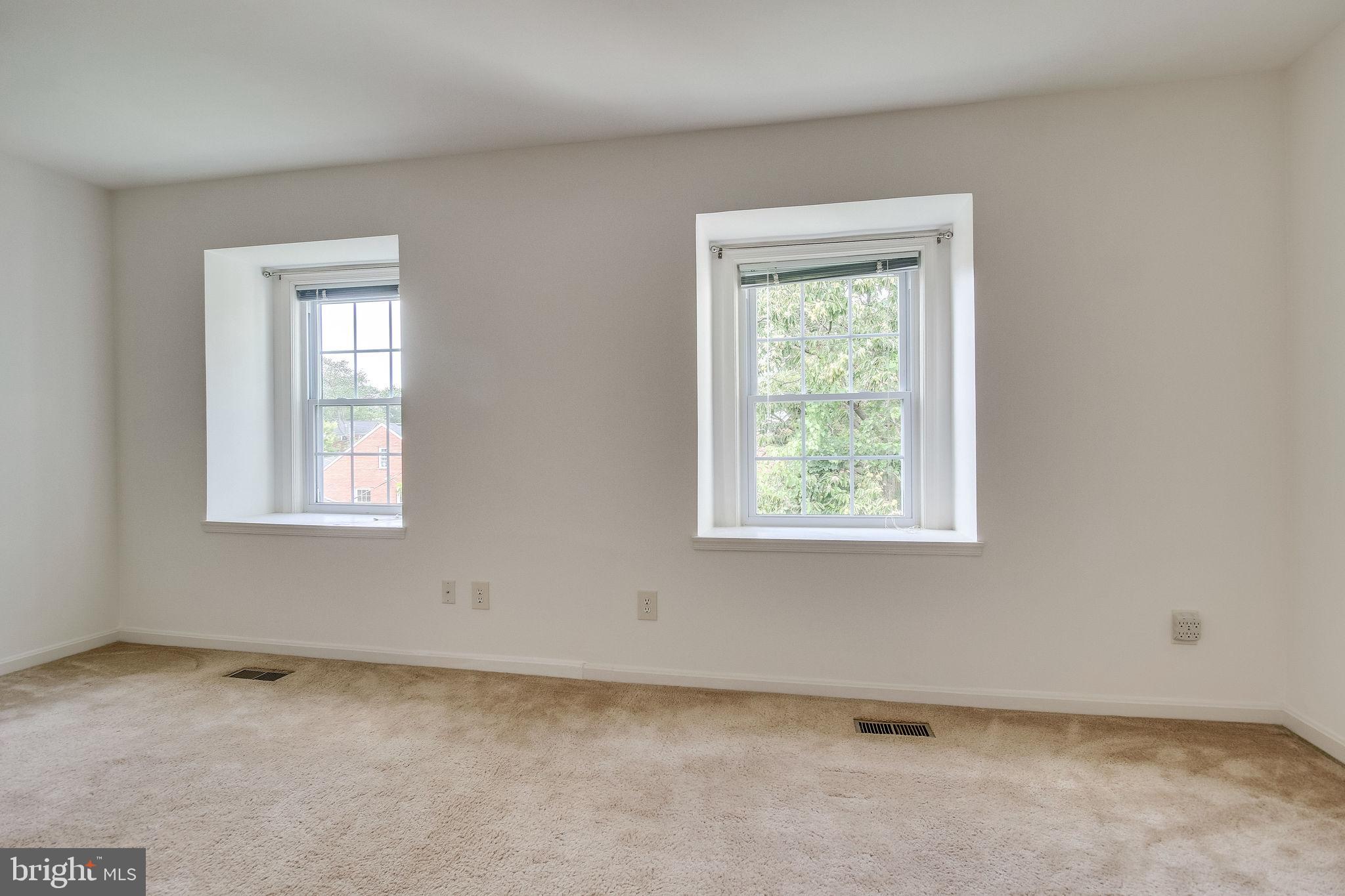 COOPER COURT - Residential Lease