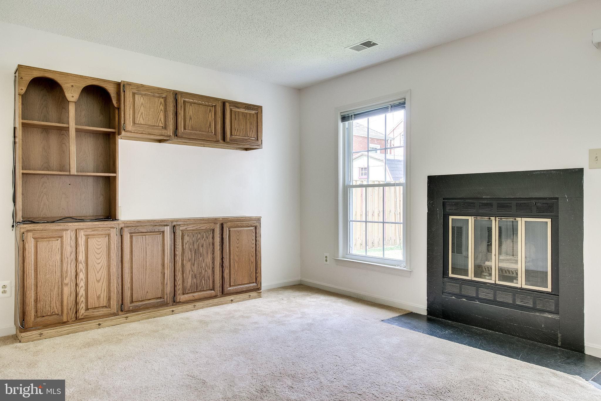 COOPER COURT - Residential Lease