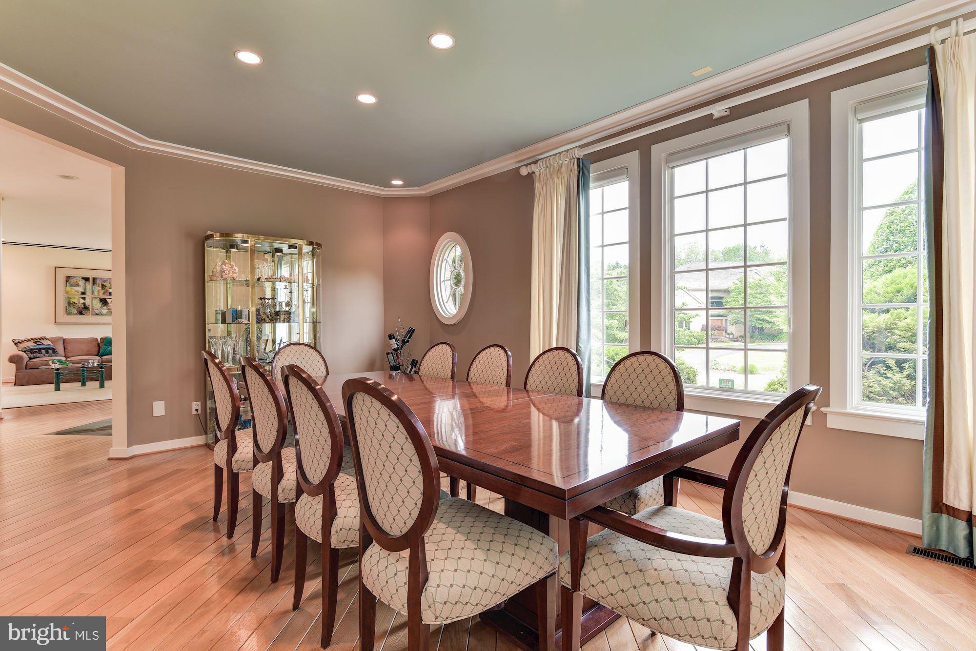 AVENEL - Residential