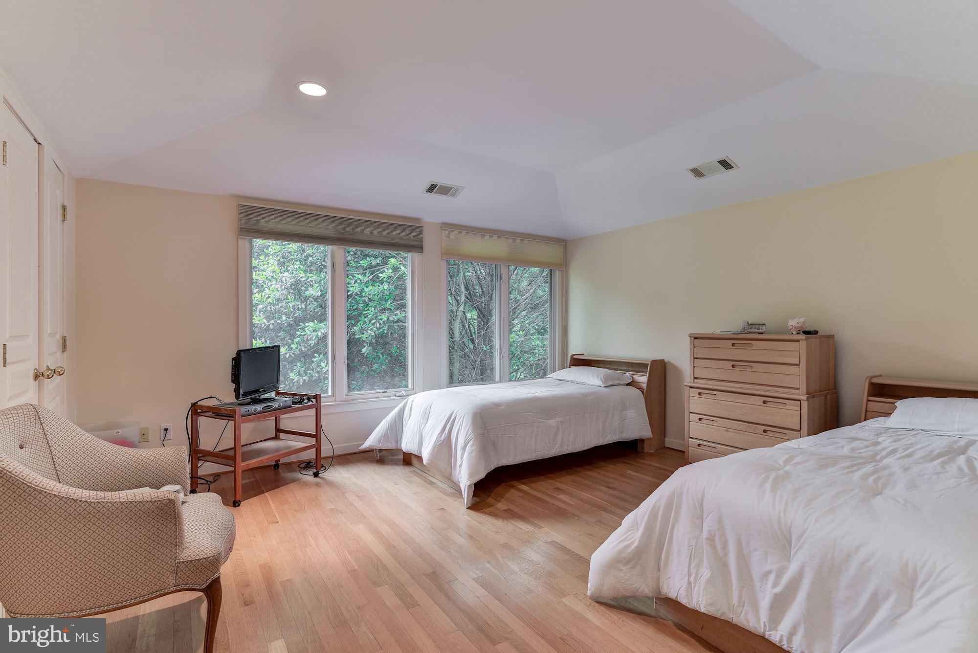 AVENEL - Residential