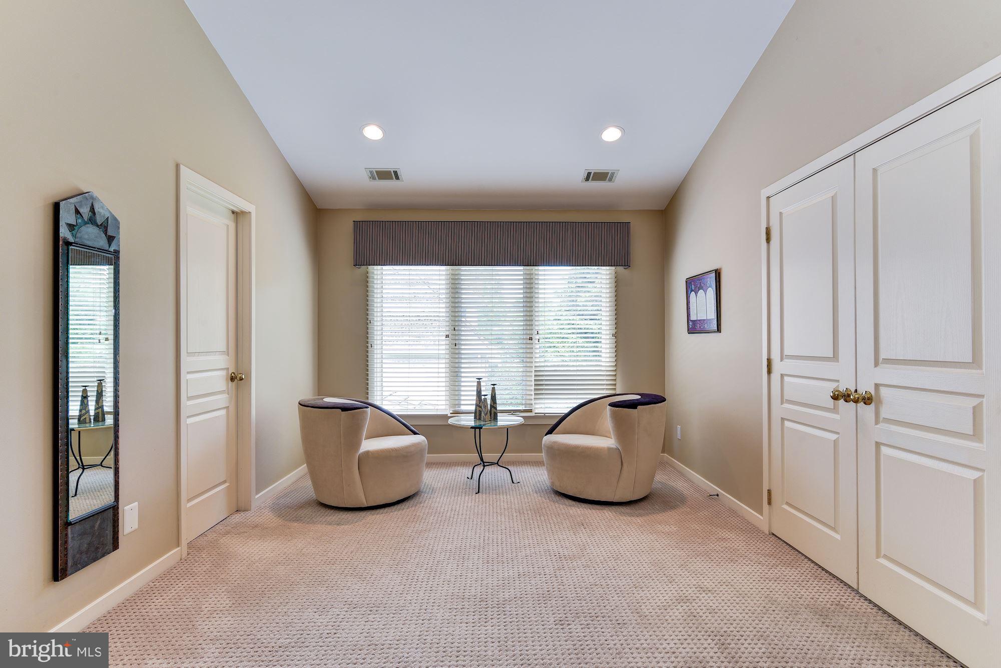 AVENEL - Residential