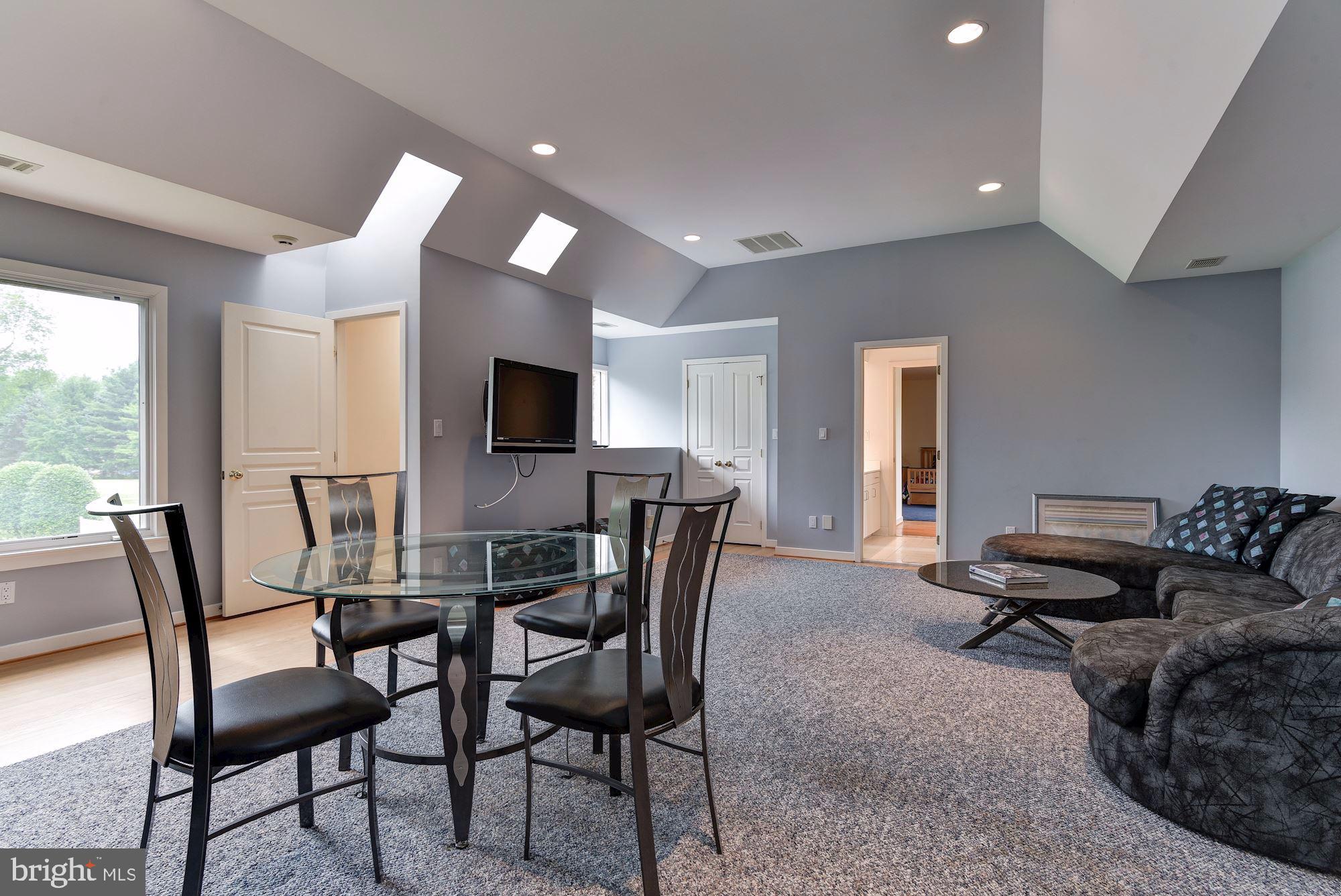 AVENEL - Residential